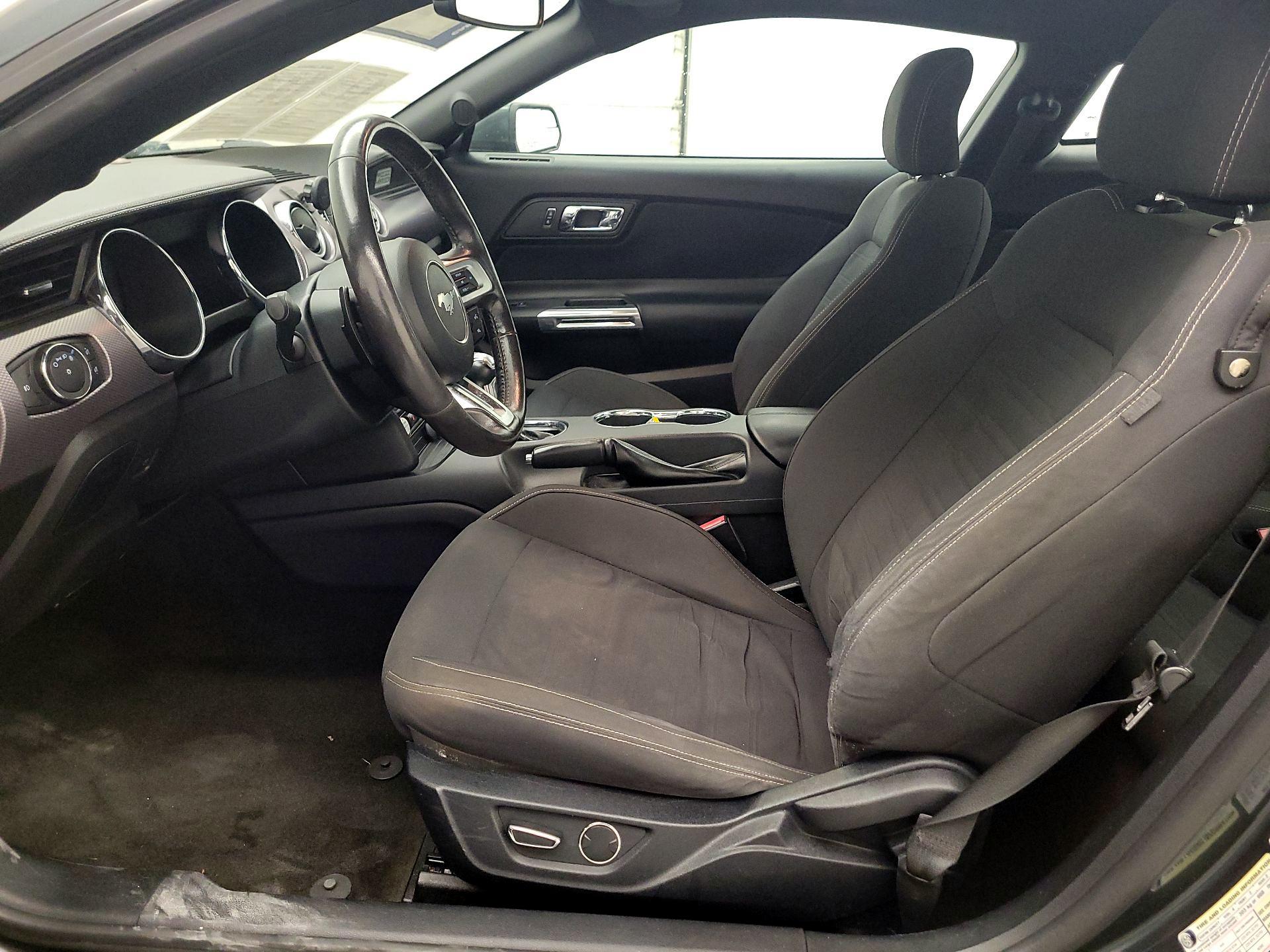 Thumbnail: 2016 Ford Mustang - 11