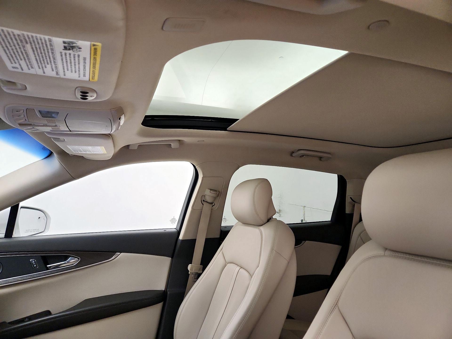 Thumbnail: 2019 Lincoln Nautilus - 20