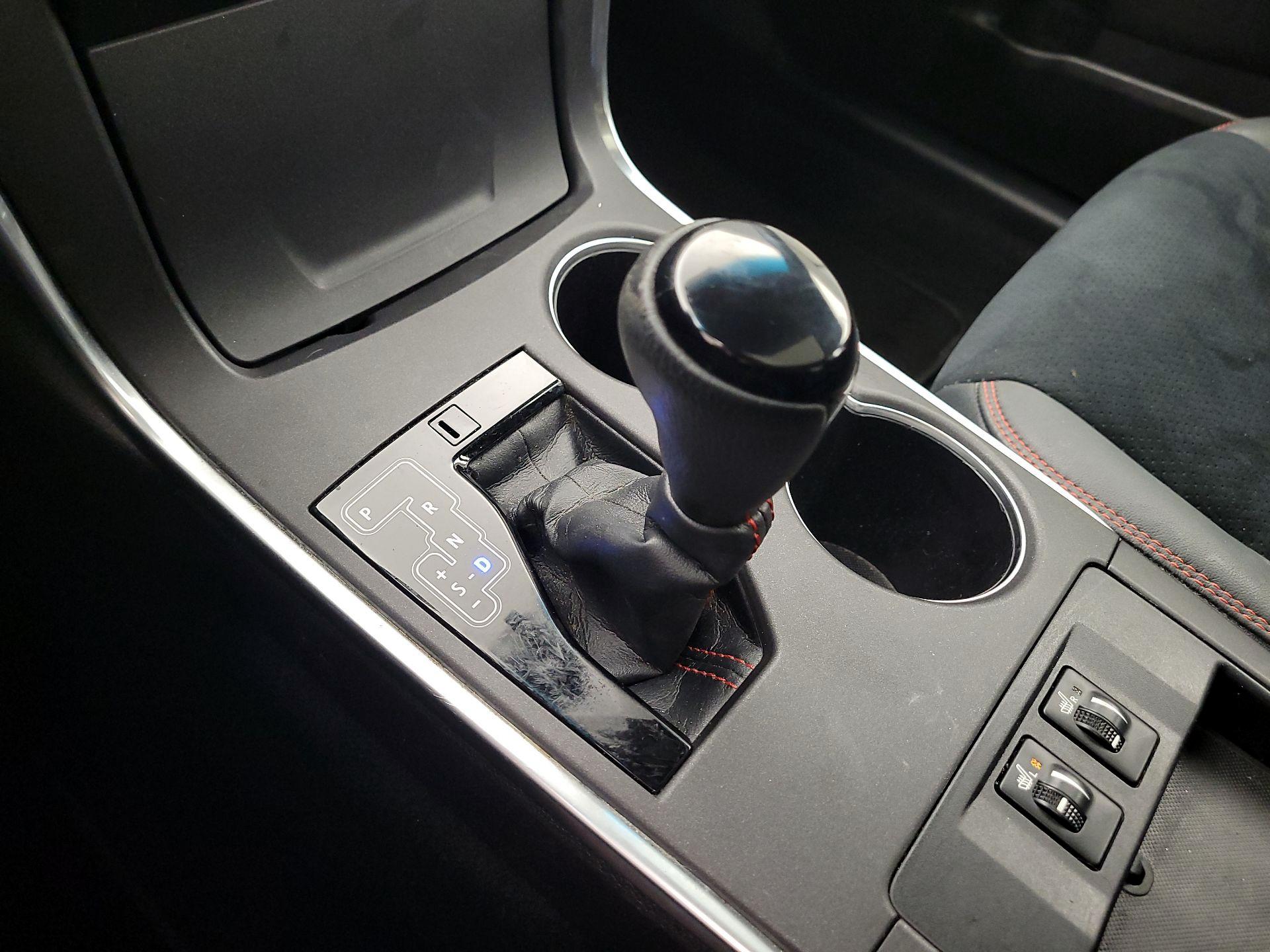 Thumbnail: 2016 Toyota Camry - 17