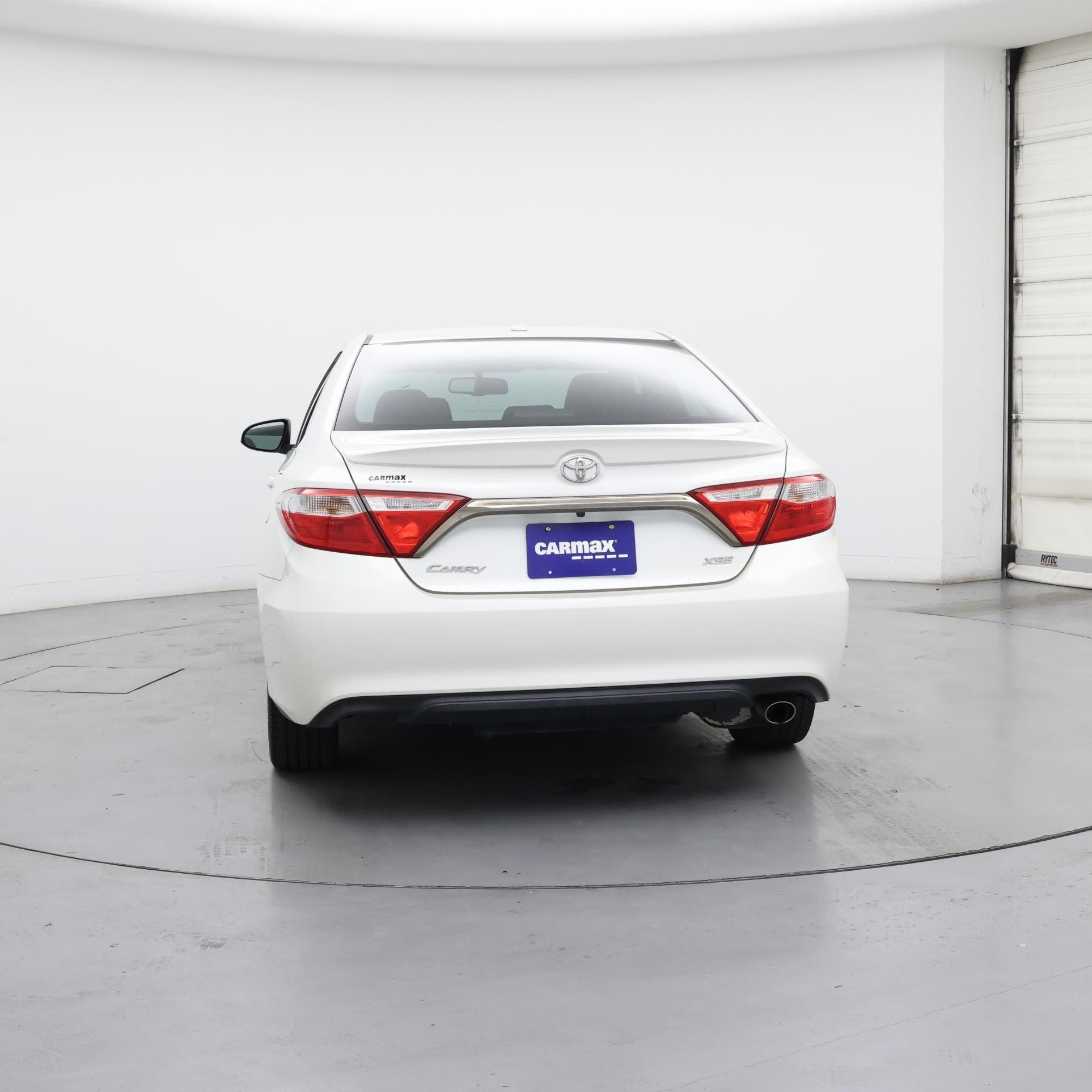 Thumbnail: 2016 Toyota Camry - 6