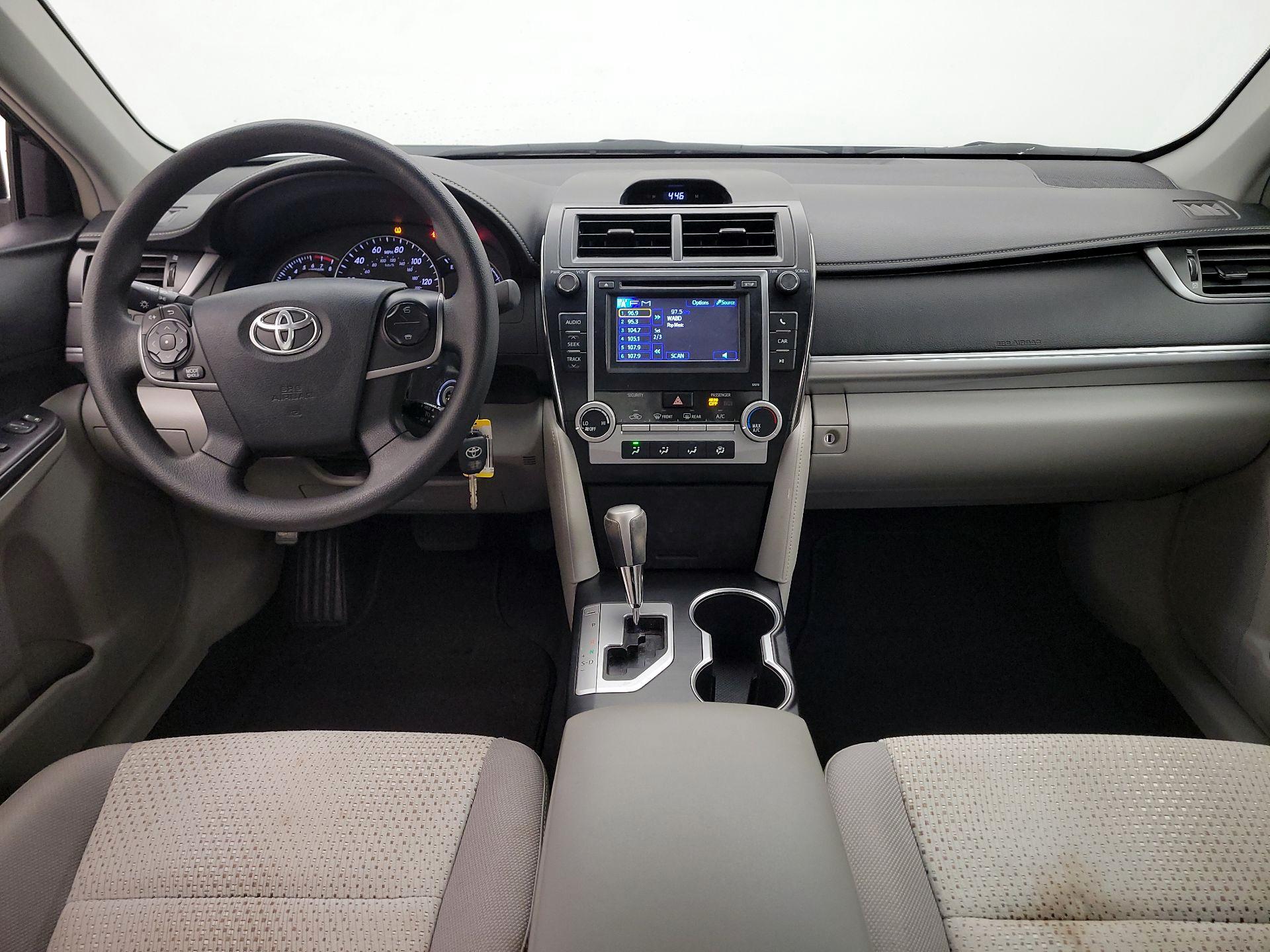 Thumbnail: 2014 Toyota Camry - 9