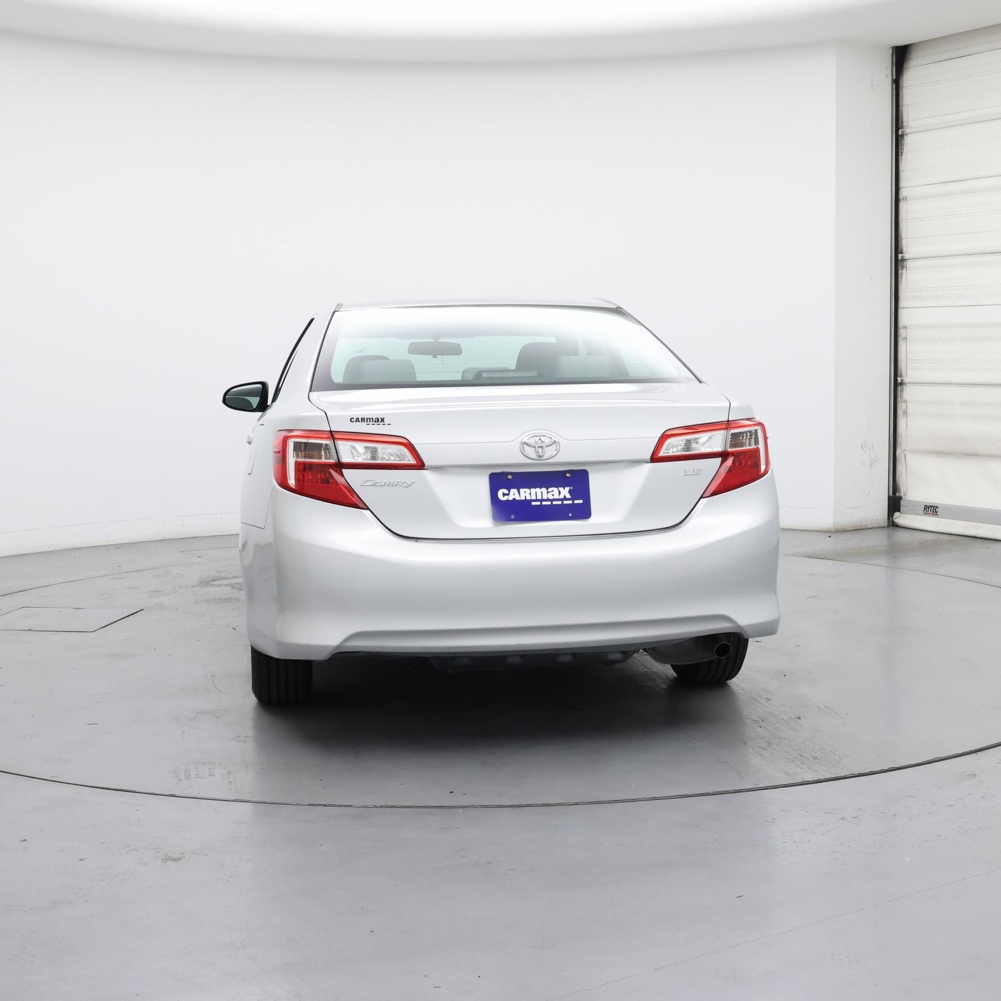 Thumbnail: 2014 Toyota Camry - 6
