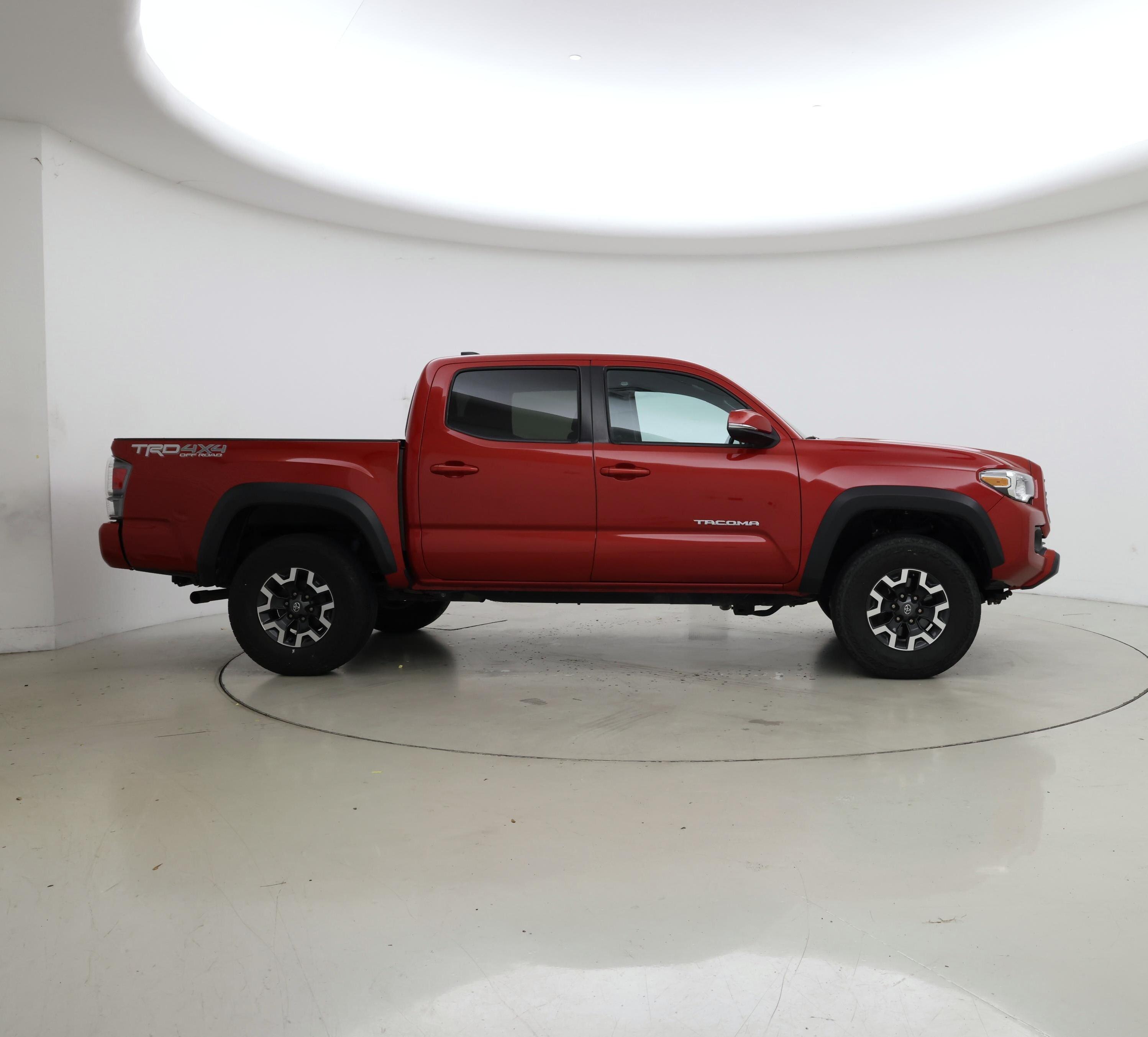 Thumbnail: 2022 Toyota Tacoma - 7