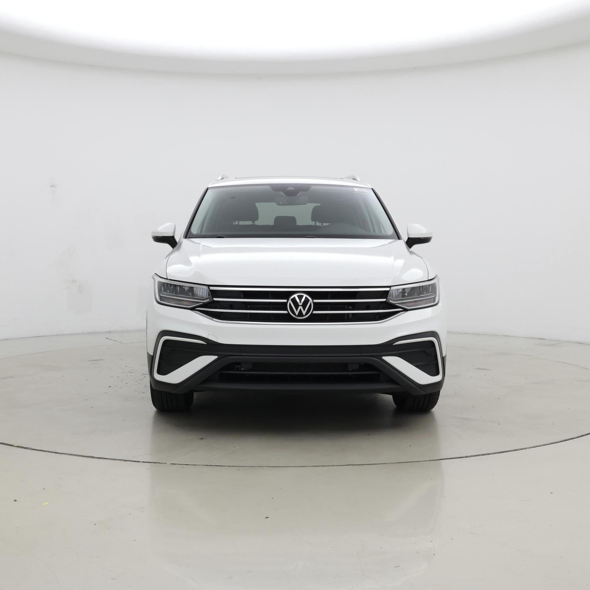 Thumbnail: 2022 Volkswagen Tiguan - 5