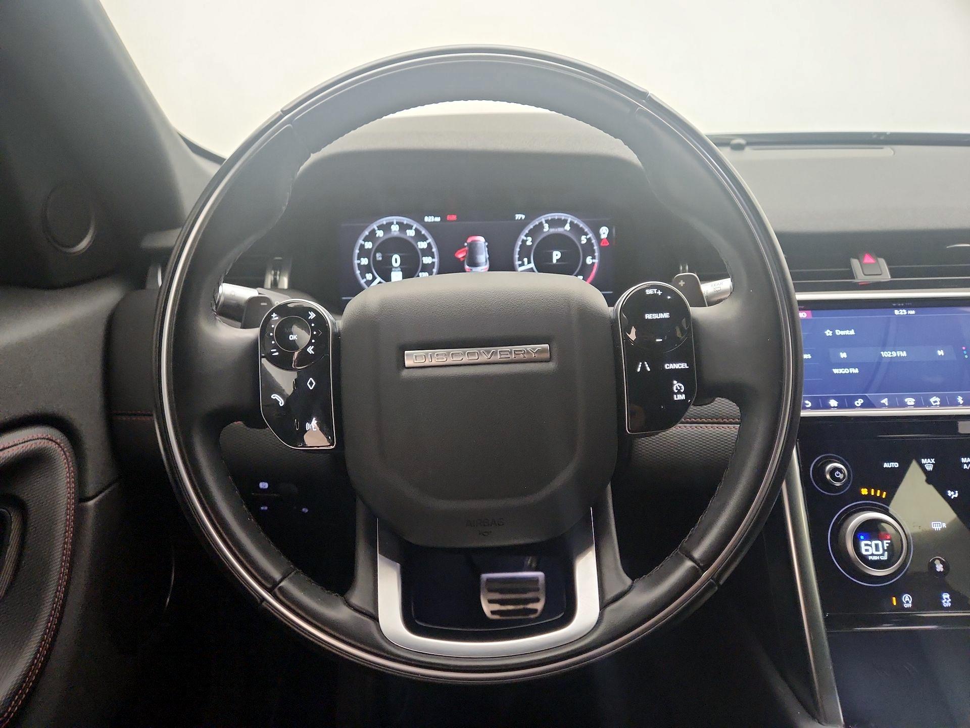 Thumbnail: 2020 Land Rover Discovery Sport - 10