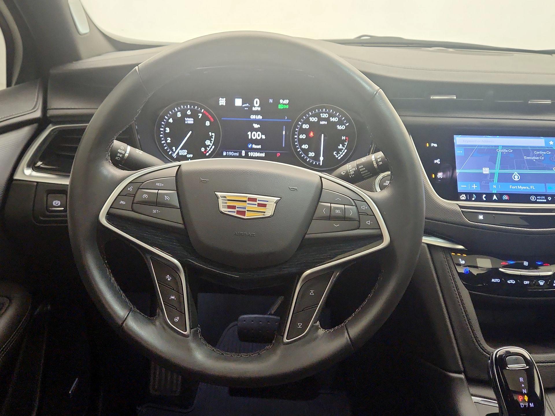 Thumbnail: 2024 Cadillac XT5 - 10