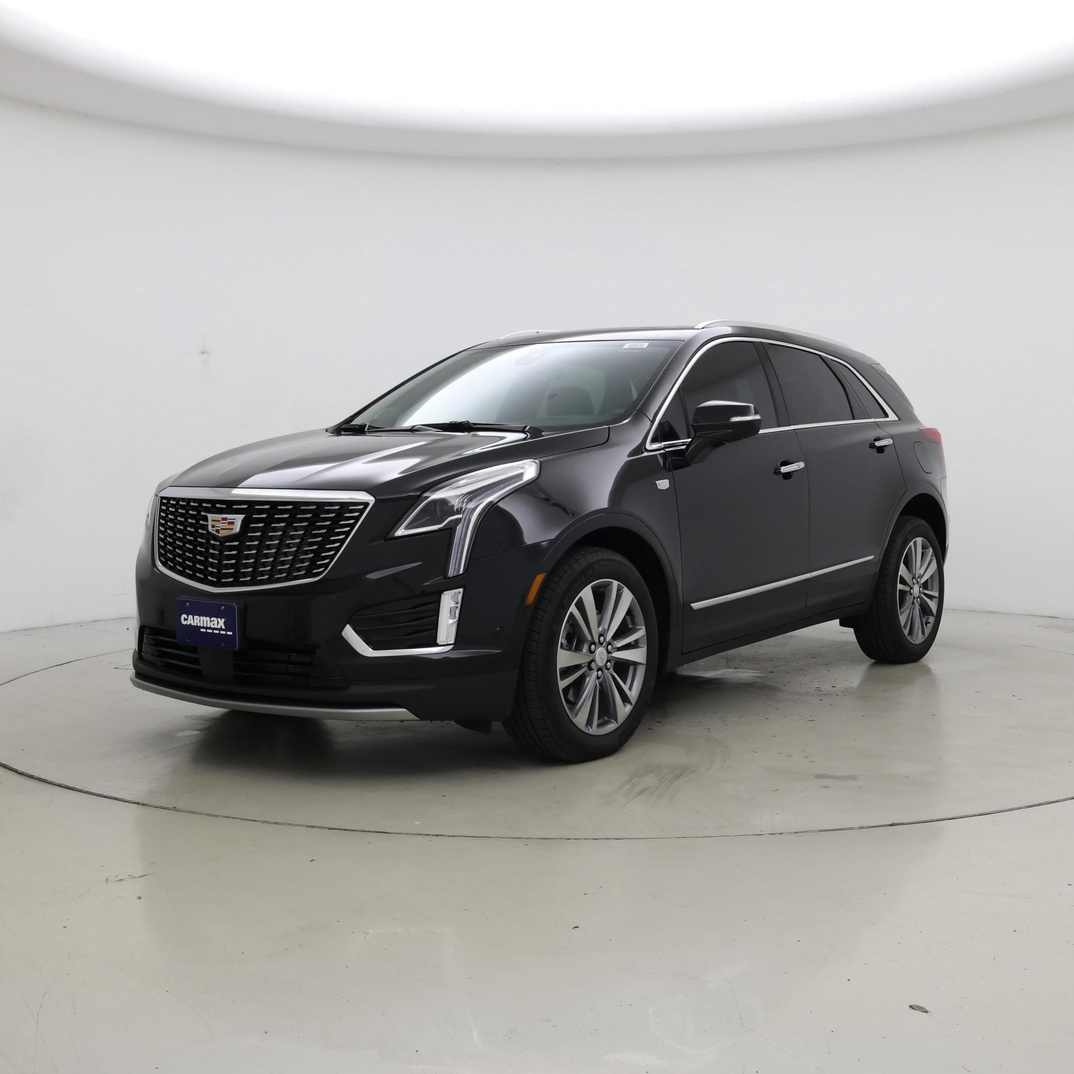 Thumbnail: 2024 Cadillac XT5 - 4