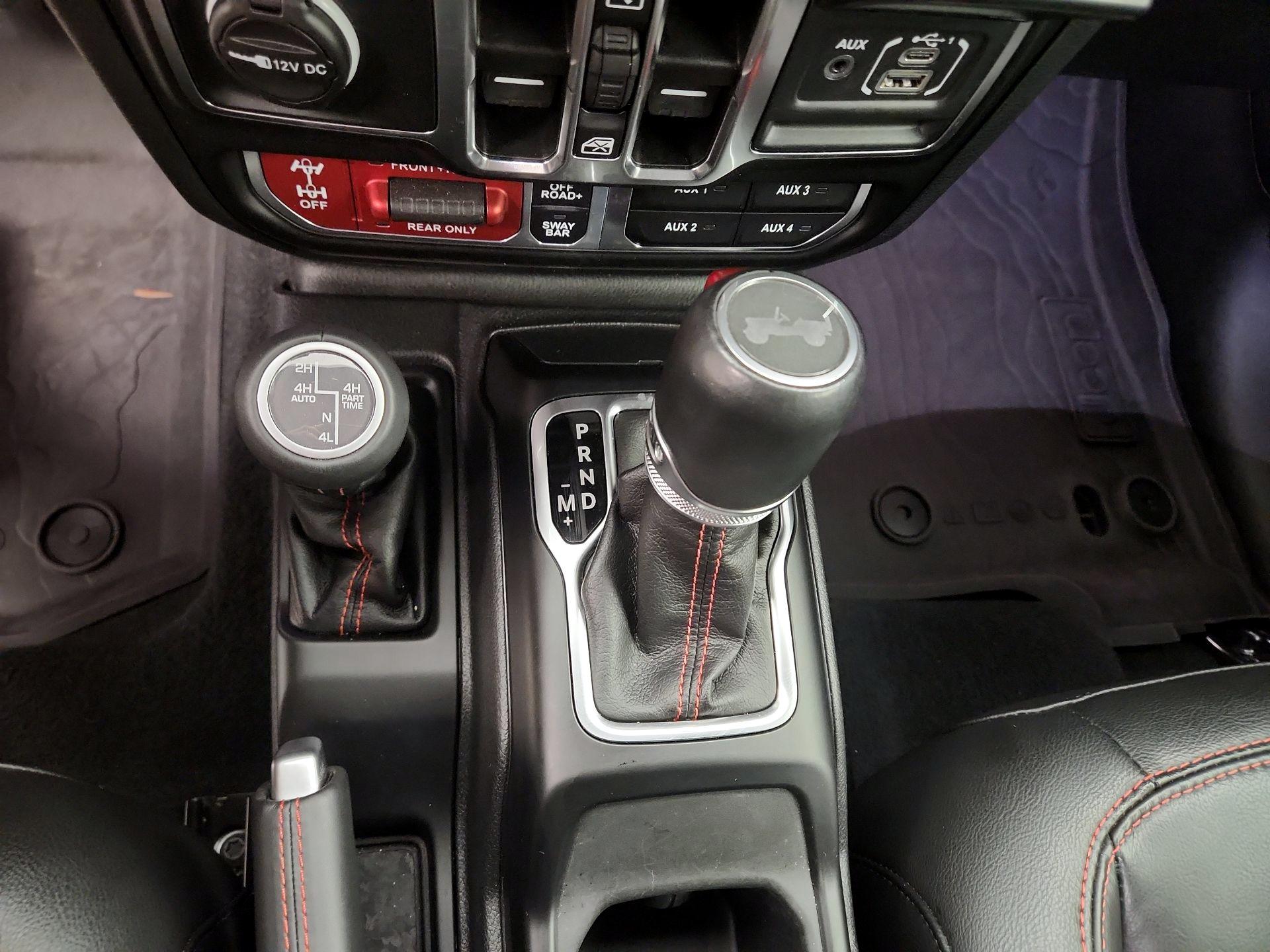 Thumbnail: 2023 Jeep Wrangler - 18