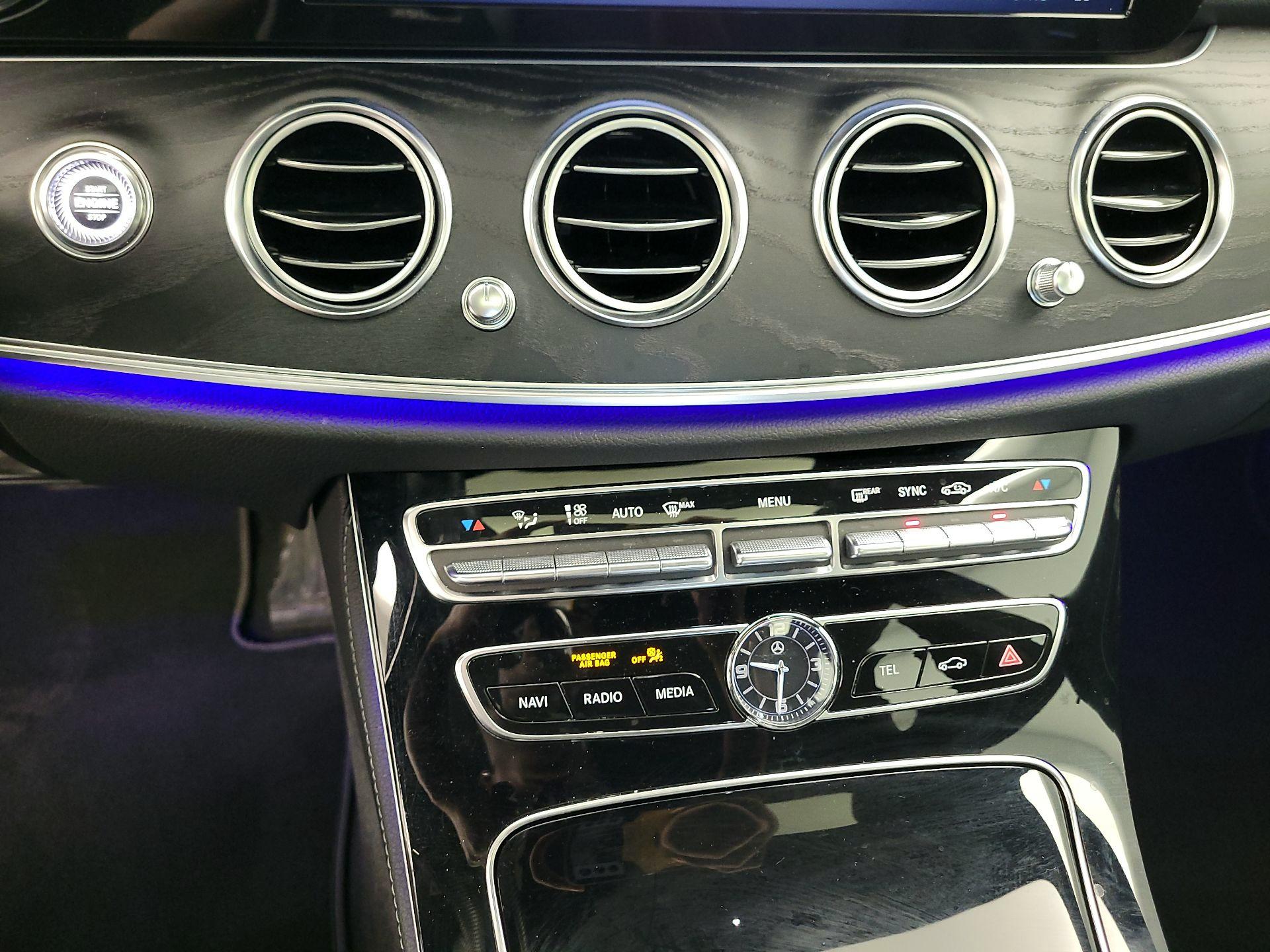 Thumbnail: 2017 Mercedes-Benz E-Class - 16