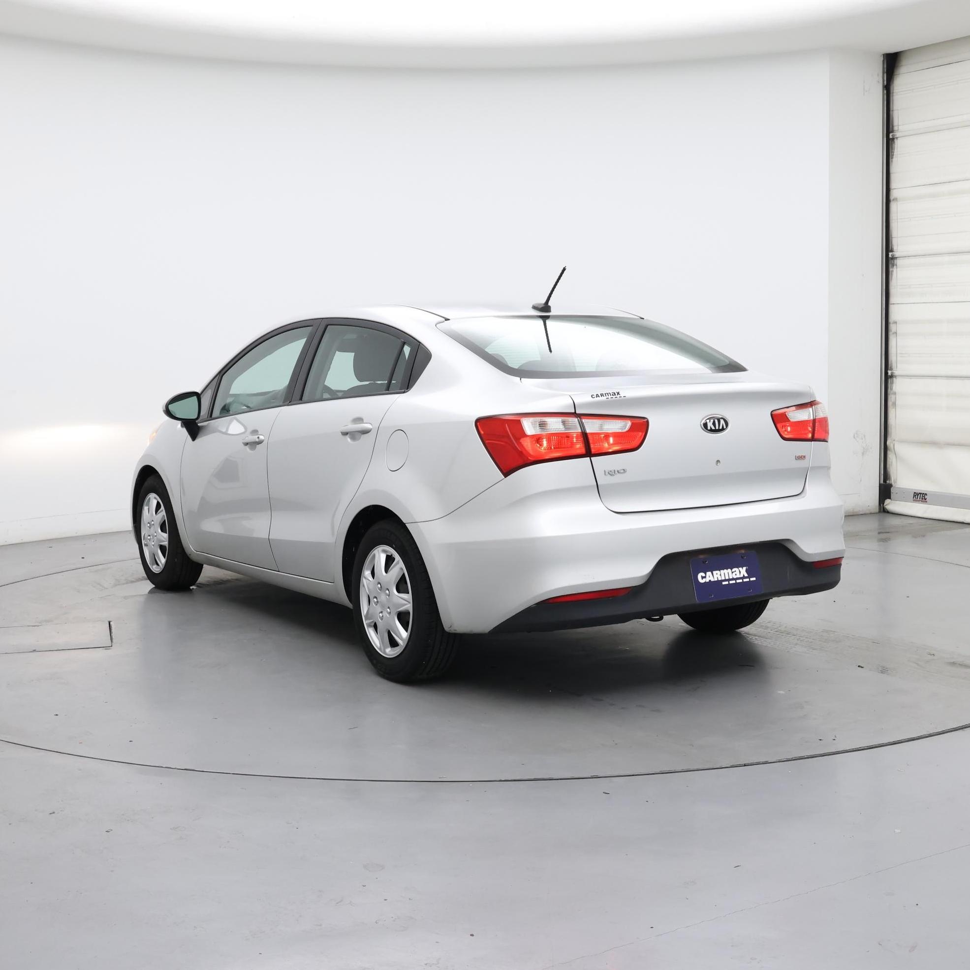 Thumbnail: 2016 Kia Rio - 2