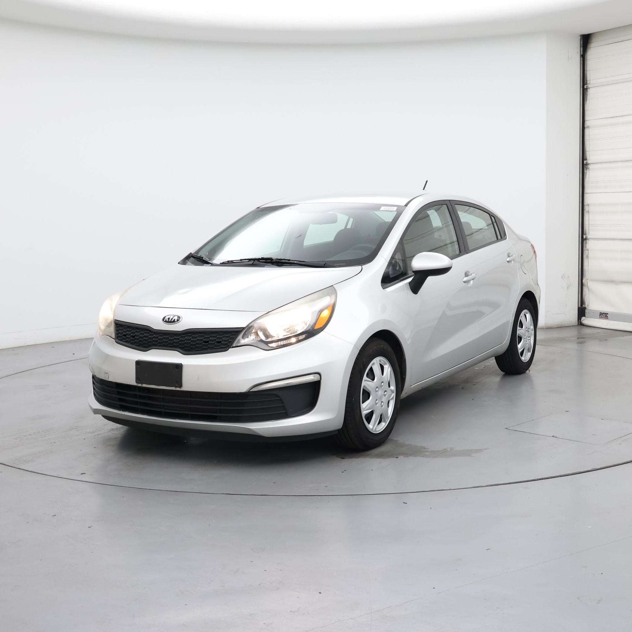 Thumbnail: 2016 Kia Rio - 4