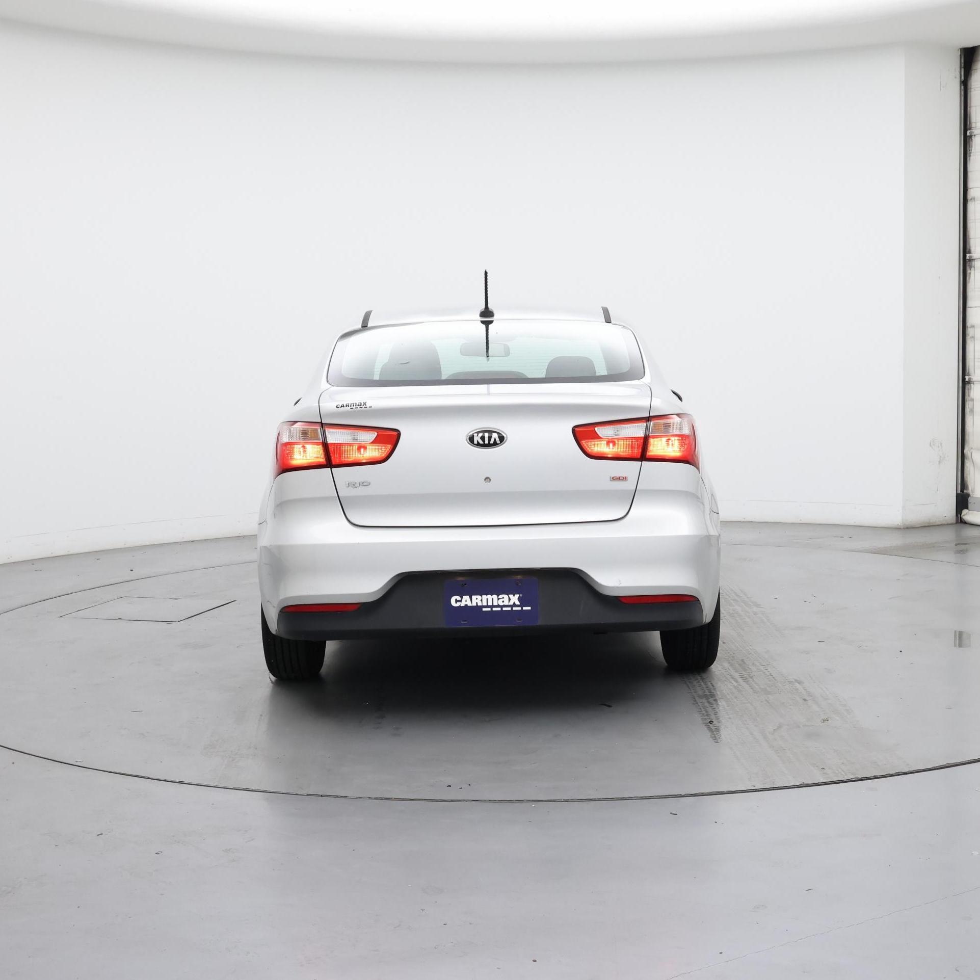 Thumbnail: 2016 Kia Rio - 6