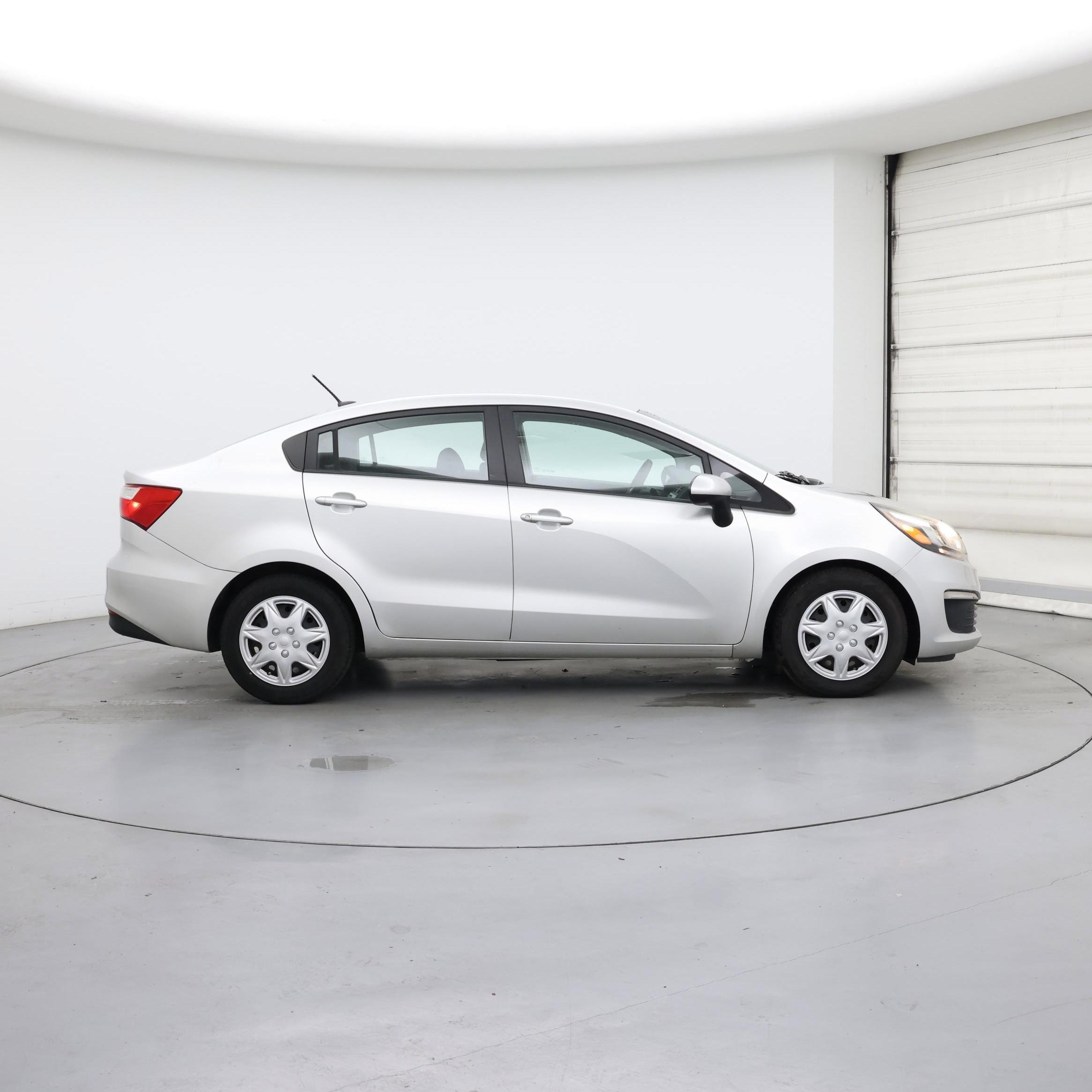 Thumbnail: 2016 Kia Rio - 7