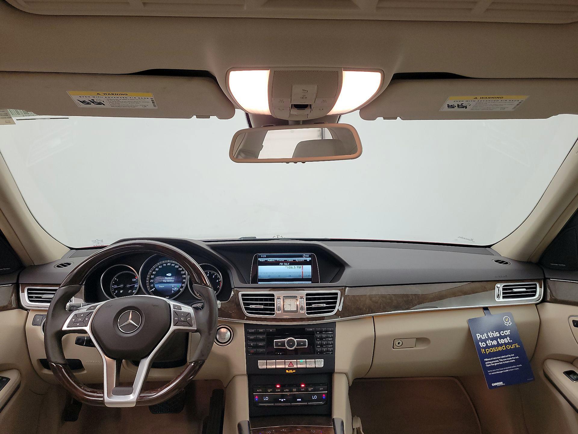 Thumbnail: 2015 Mercedes-Benz E-Class - 9