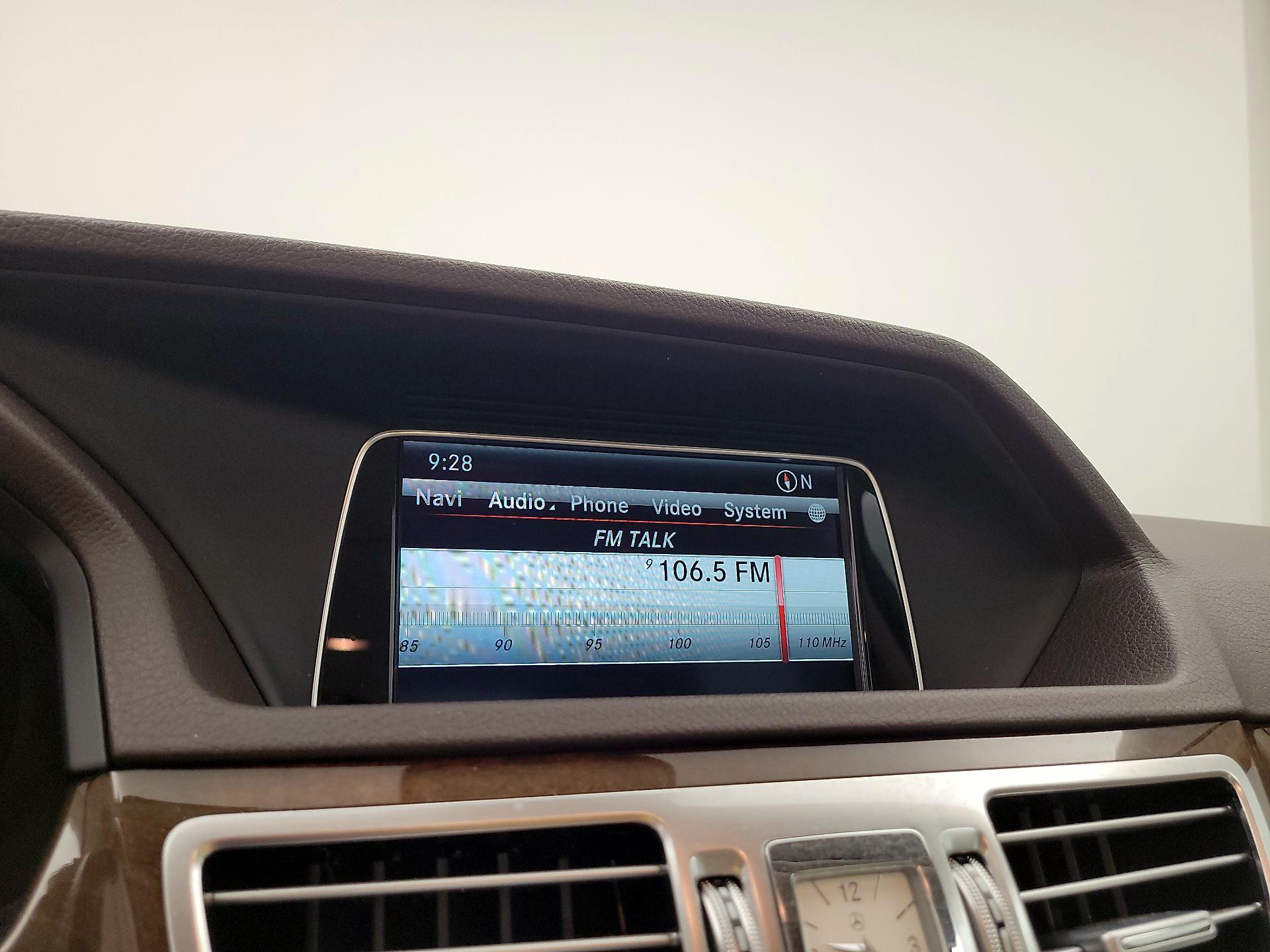 Thumbnail: 2015 Mercedes-Benz E-Class - 13