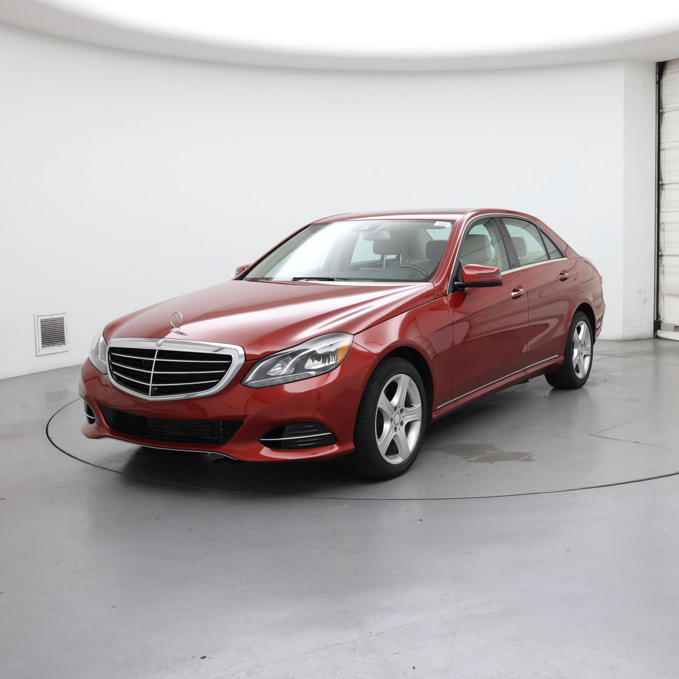 Thumbnail: 2015 Mercedes-Benz E-Class - 4
