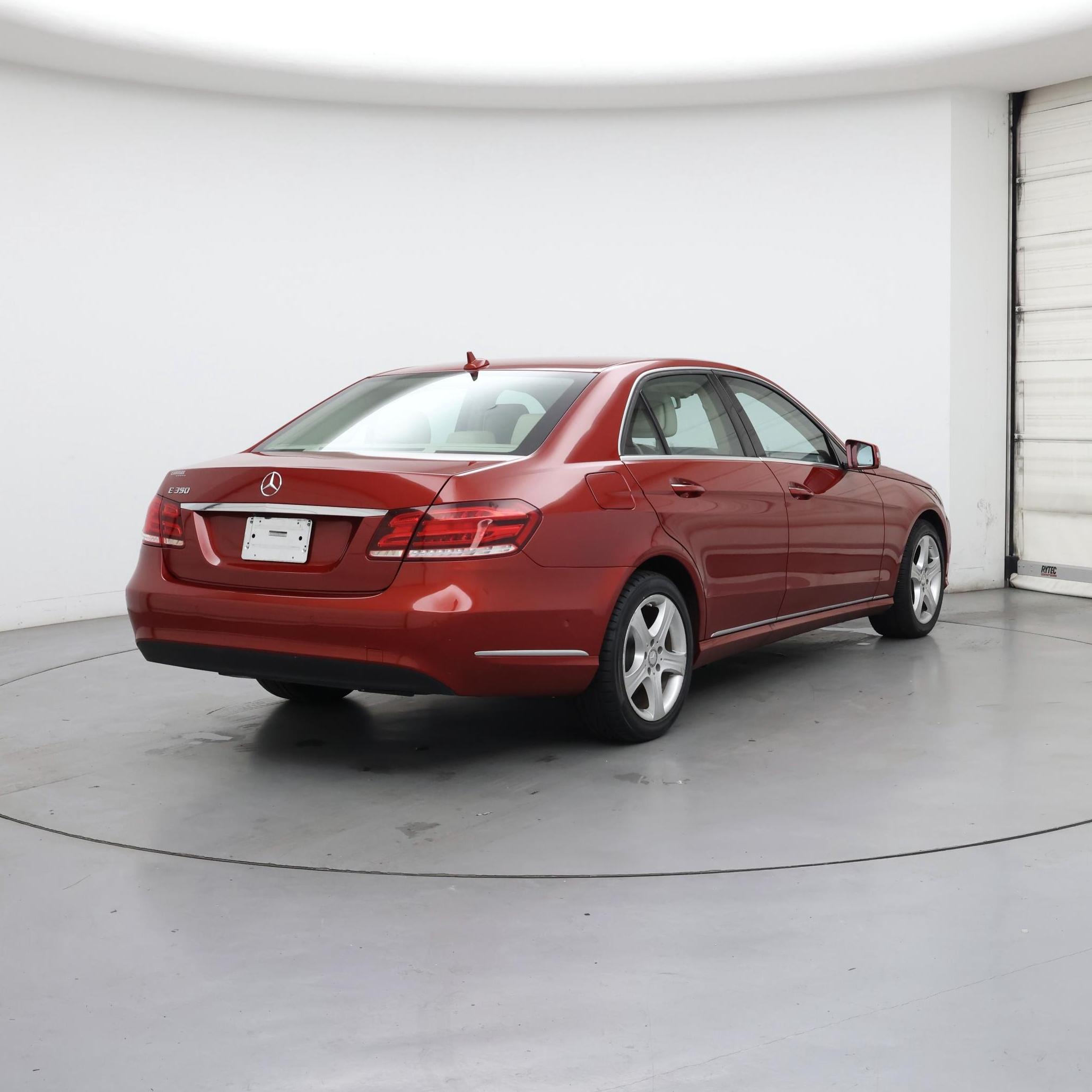 Thumbnail: 2015 Mercedes-Benz E-Class - 8