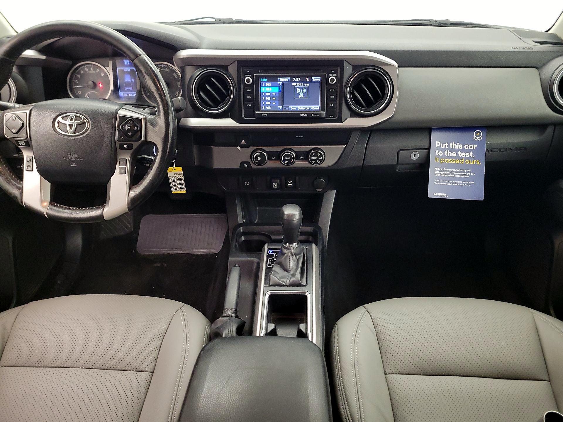 Thumbnail: 2019 Toyota Tacoma - 9