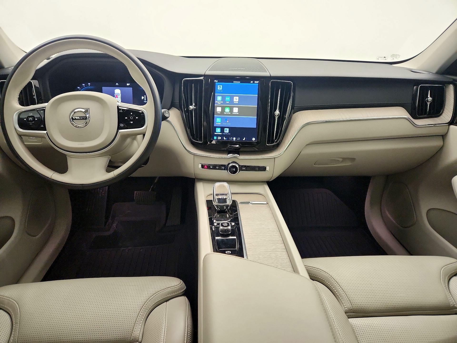 Thumbnail: 2022 Volvo XC60 - 9