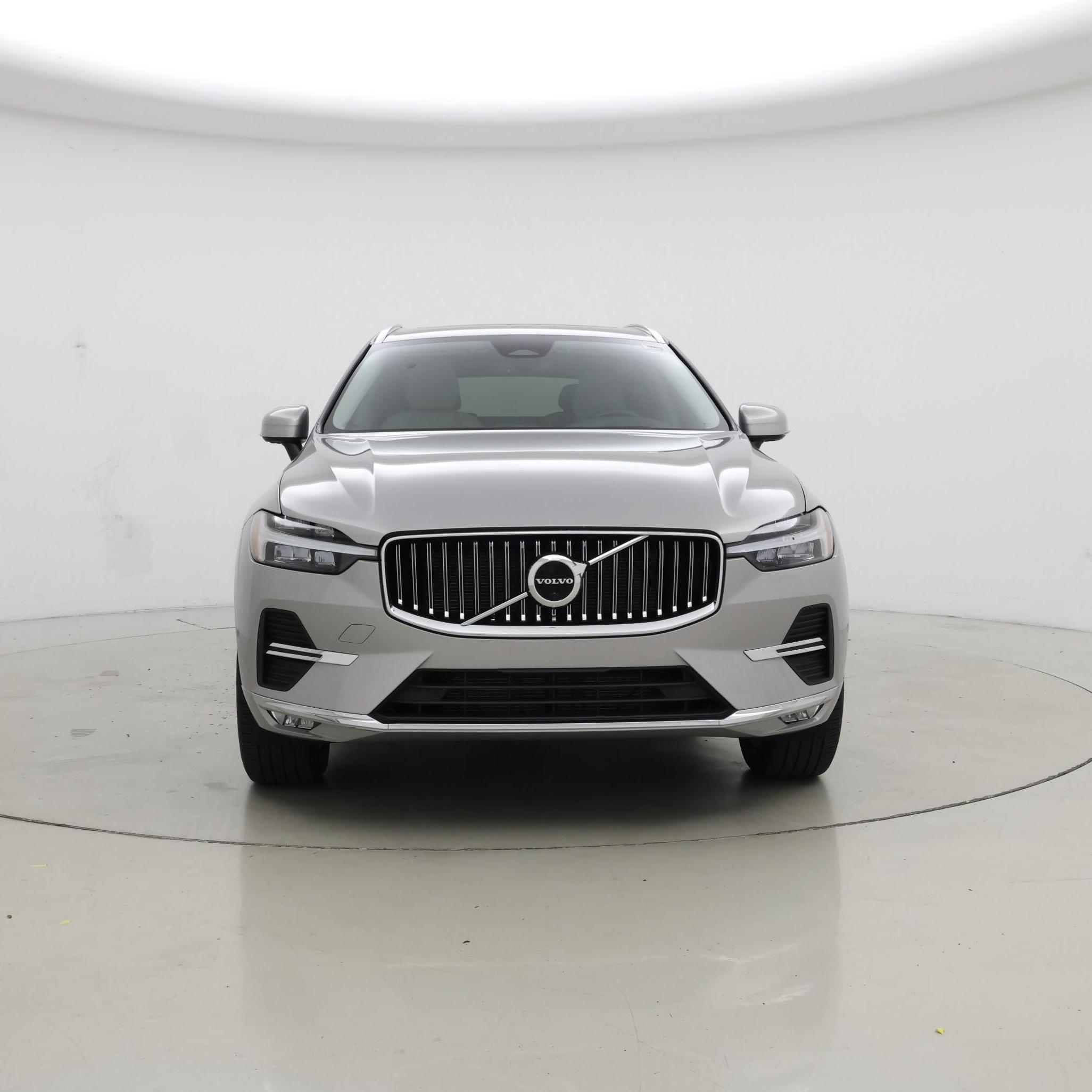 Thumbnail: 2022 Volvo XC60 - 5