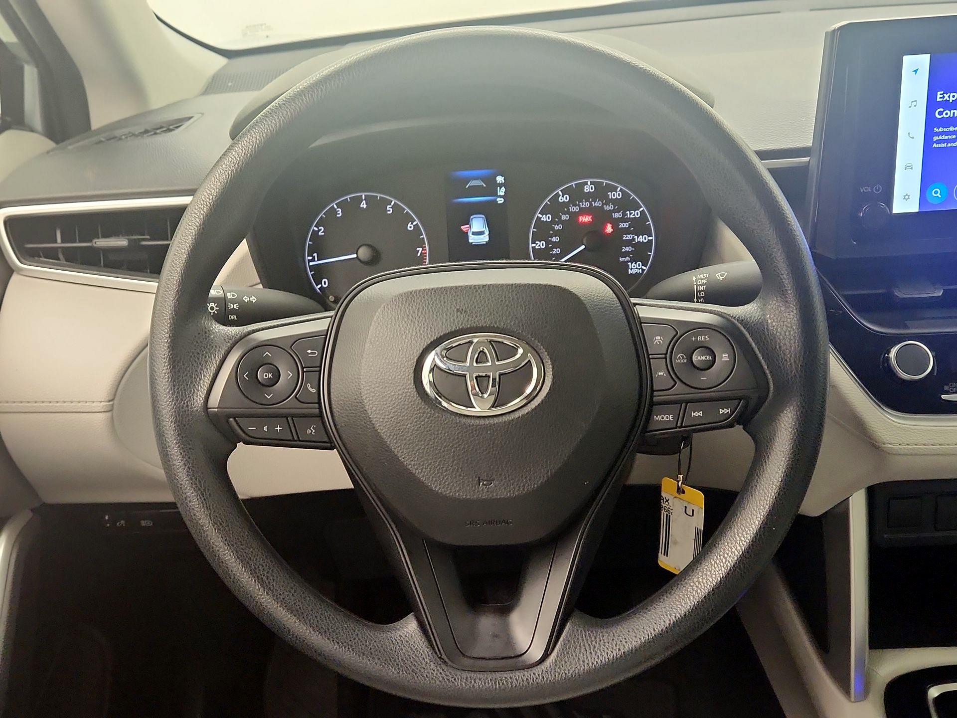 Thumbnail: 2023 Toyota Corolla Cross - 10