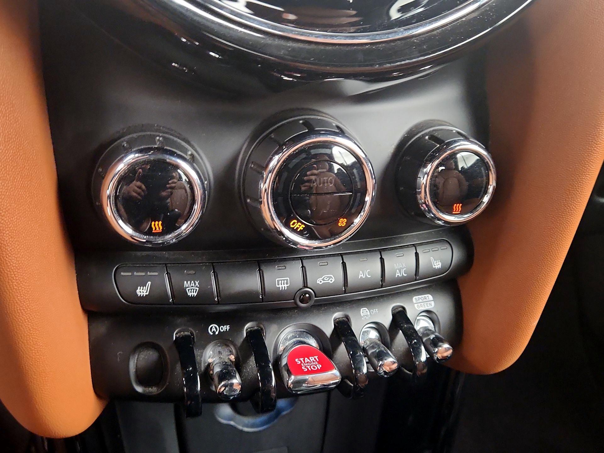 Thumbnail: 2023 MINI Cooper - 17