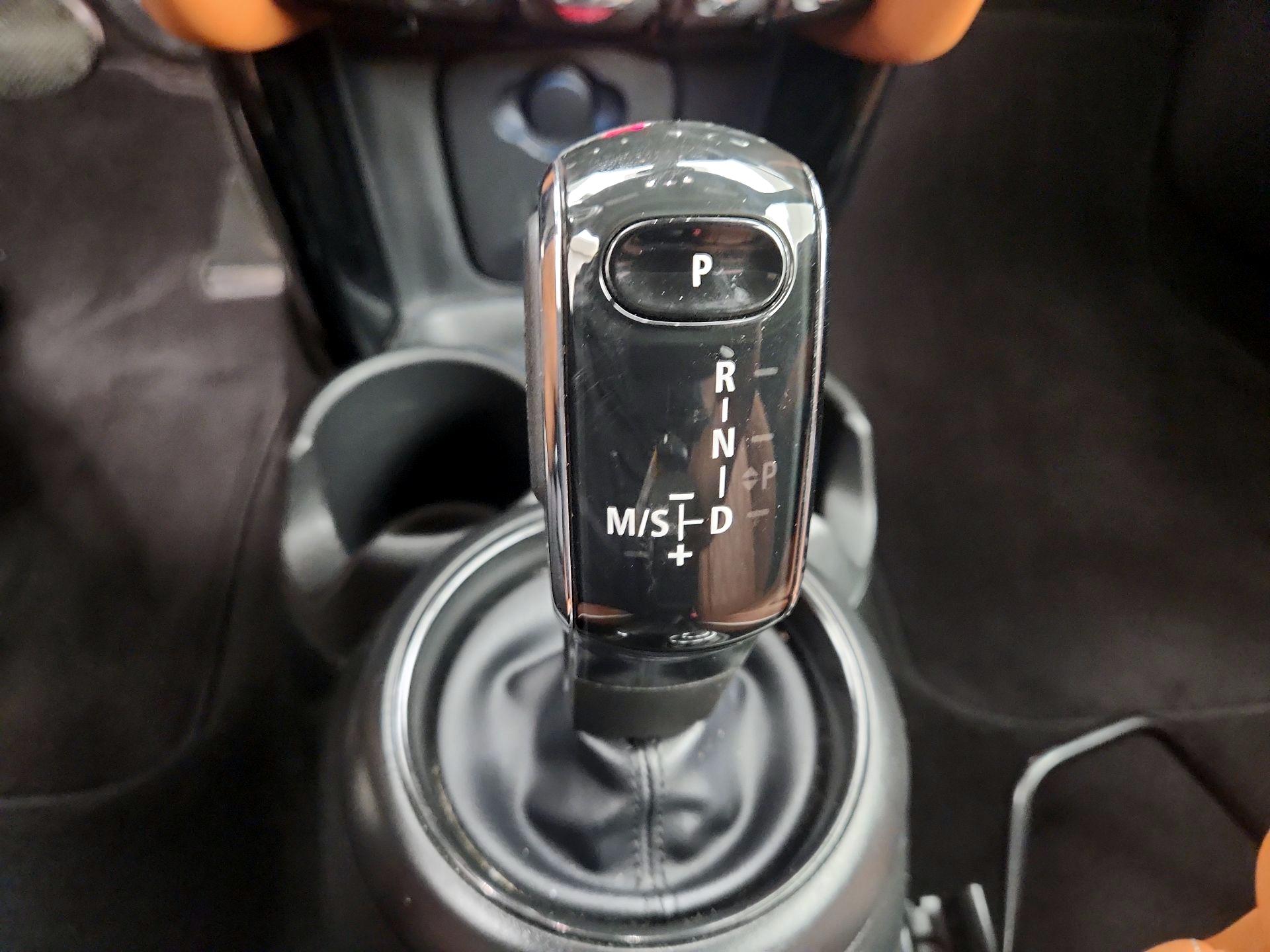 Thumbnail: 2023 MINI Cooper - 18