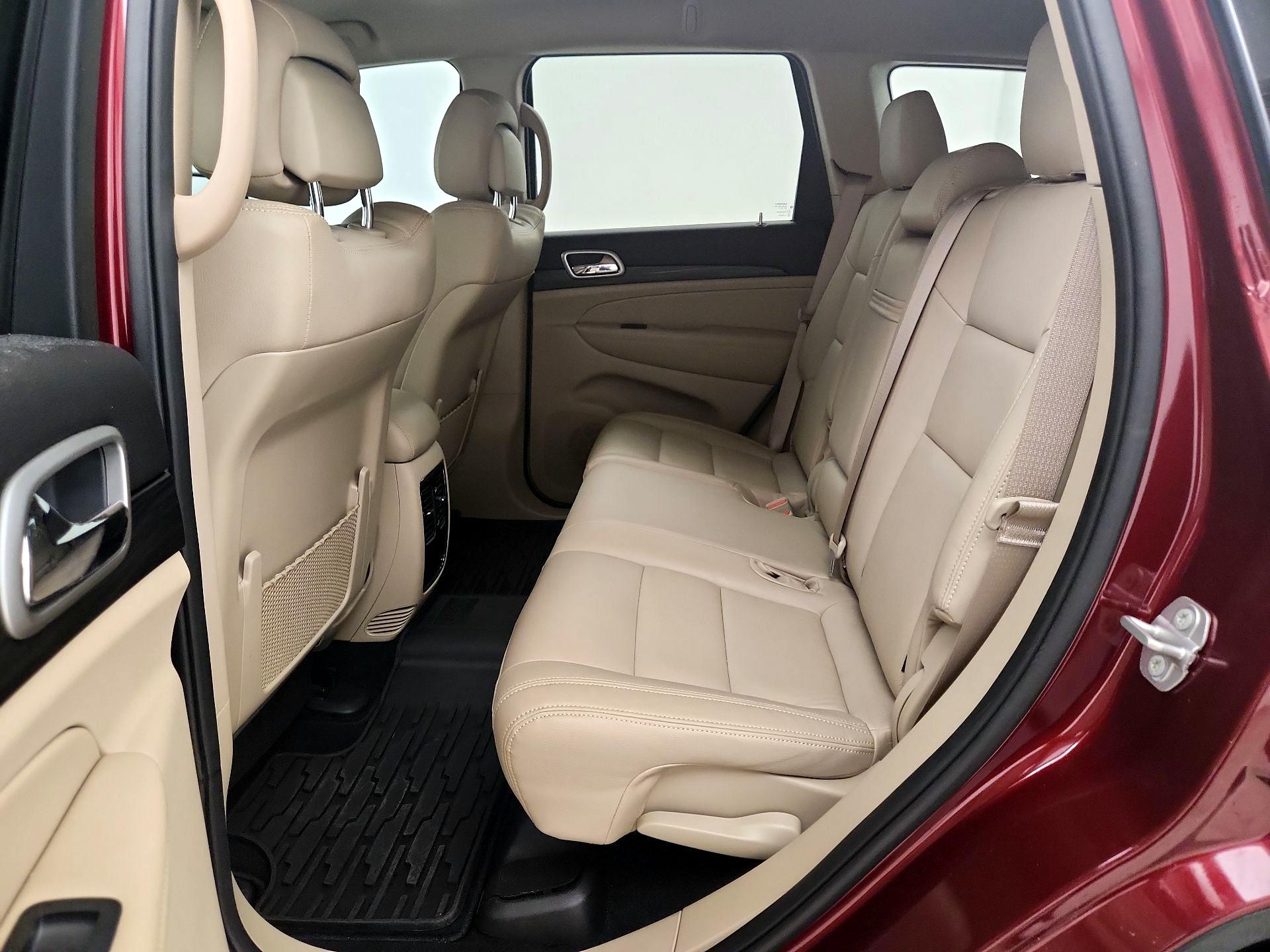 Thumbnail: 2019 Jeep Grand Cherokee - 19
