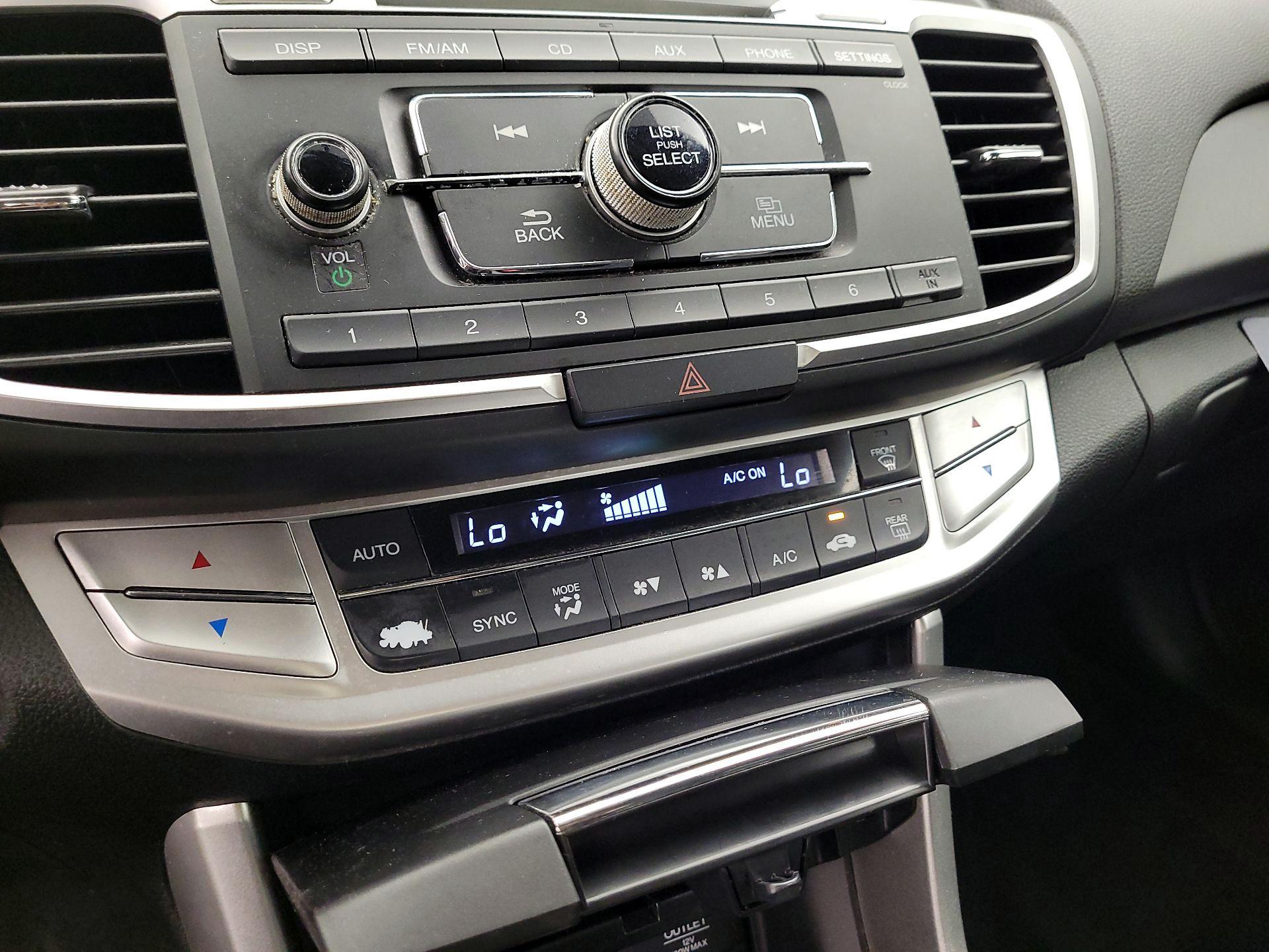 Thumbnail: 2014 Honda Accord - 16