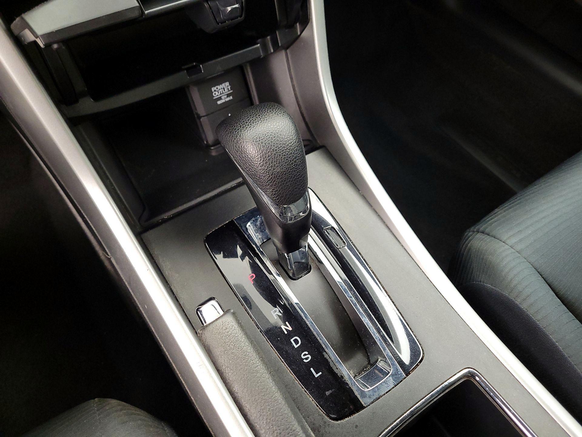 Thumbnail: 2014 Honda Accord - 17