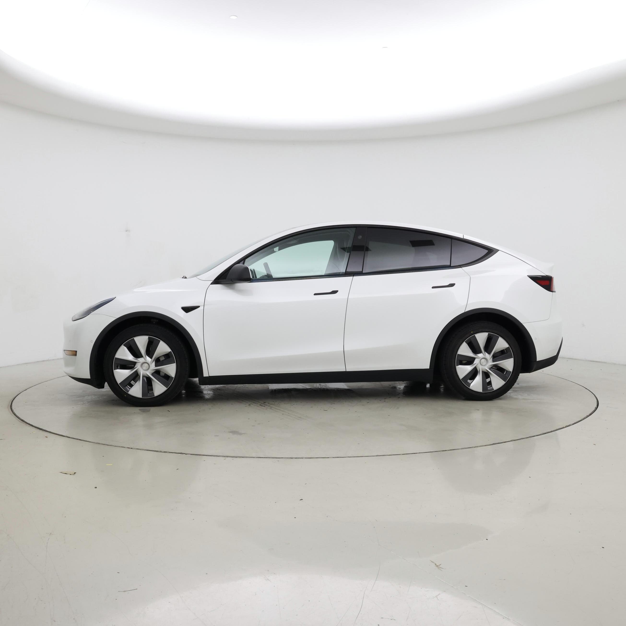 Thumbnail: 2021 Tesla Model Y - 3