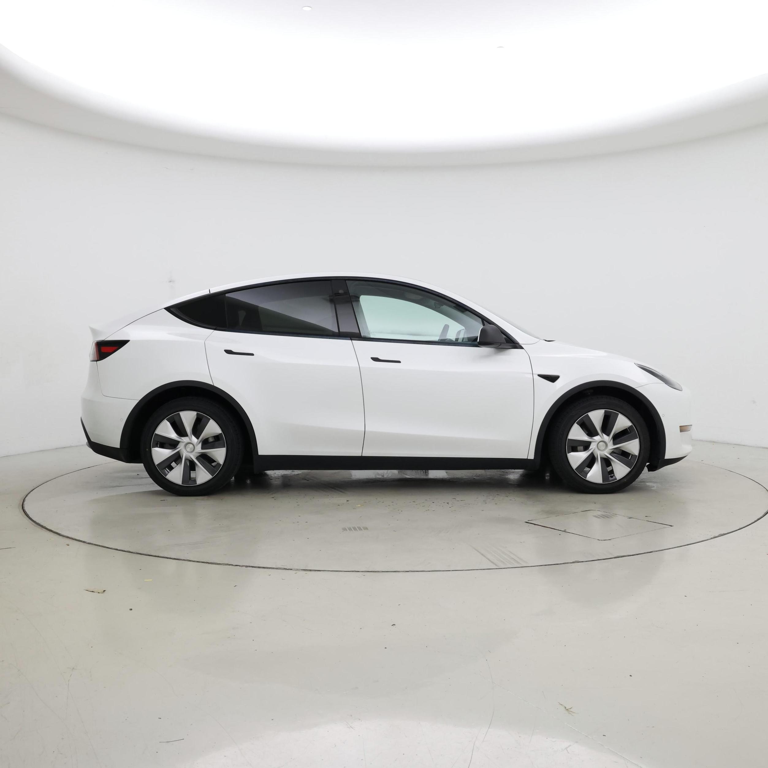 Thumbnail: 2021 Tesla Model Y - 7