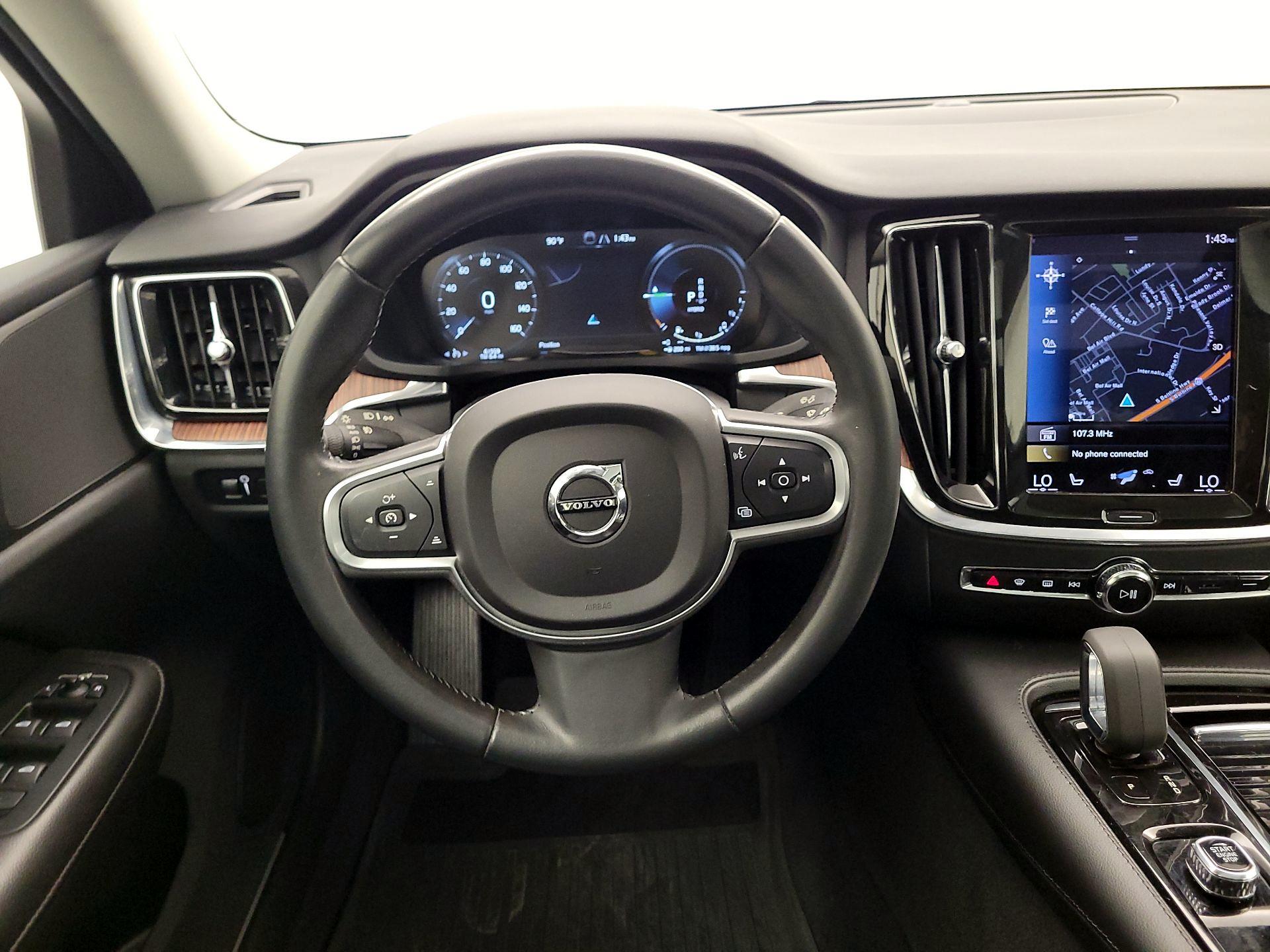 Thumbnail: 2022 Volvo S60 - 10