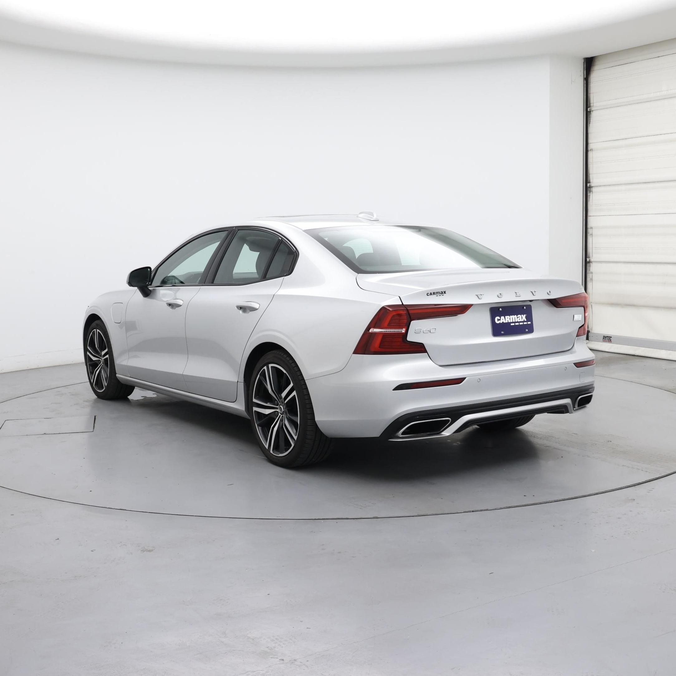 Thumbnail: 2022 Volvo S60 - 2