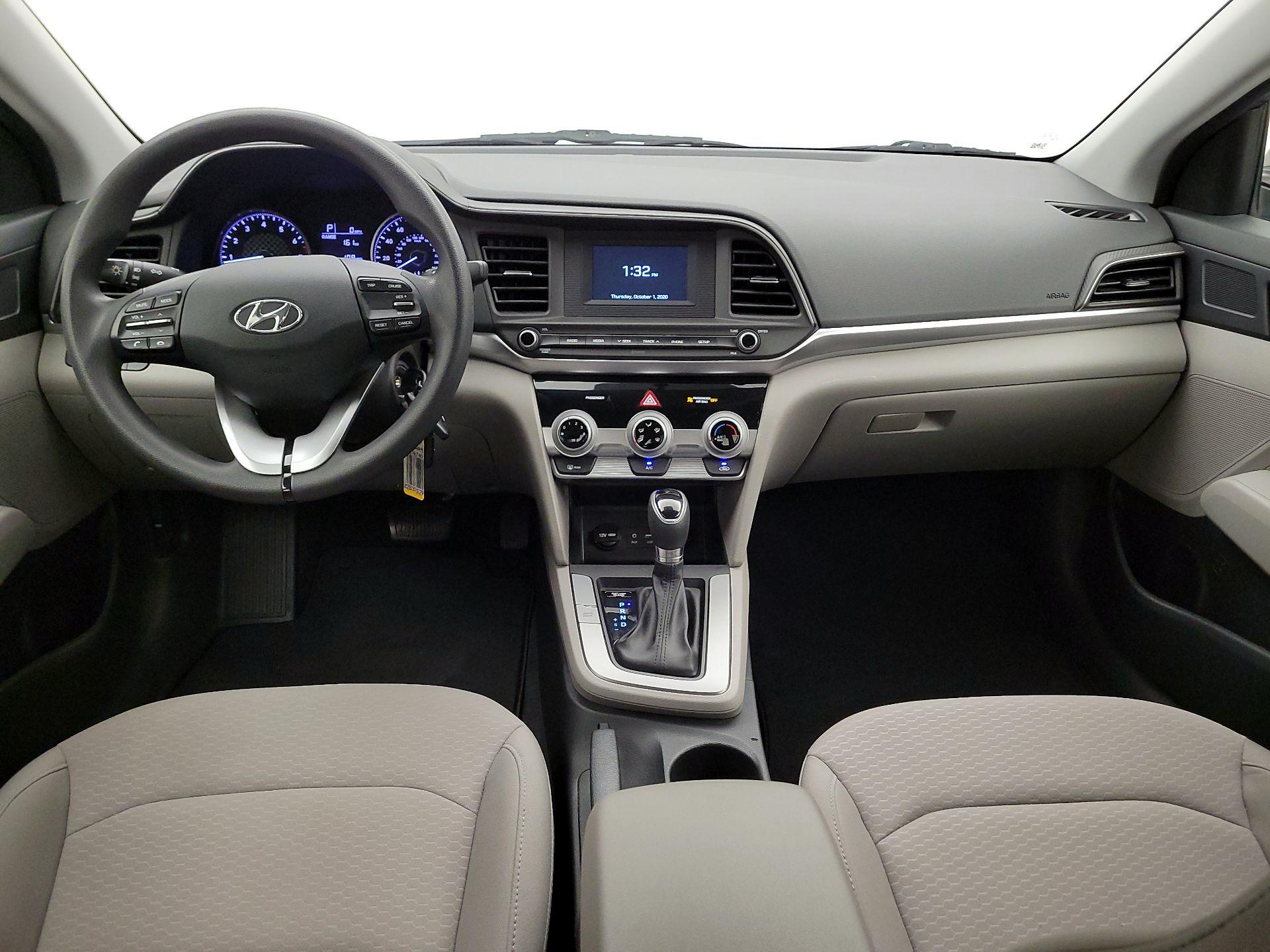 Thumbnail: 2019 Hyundai Elantra - 9