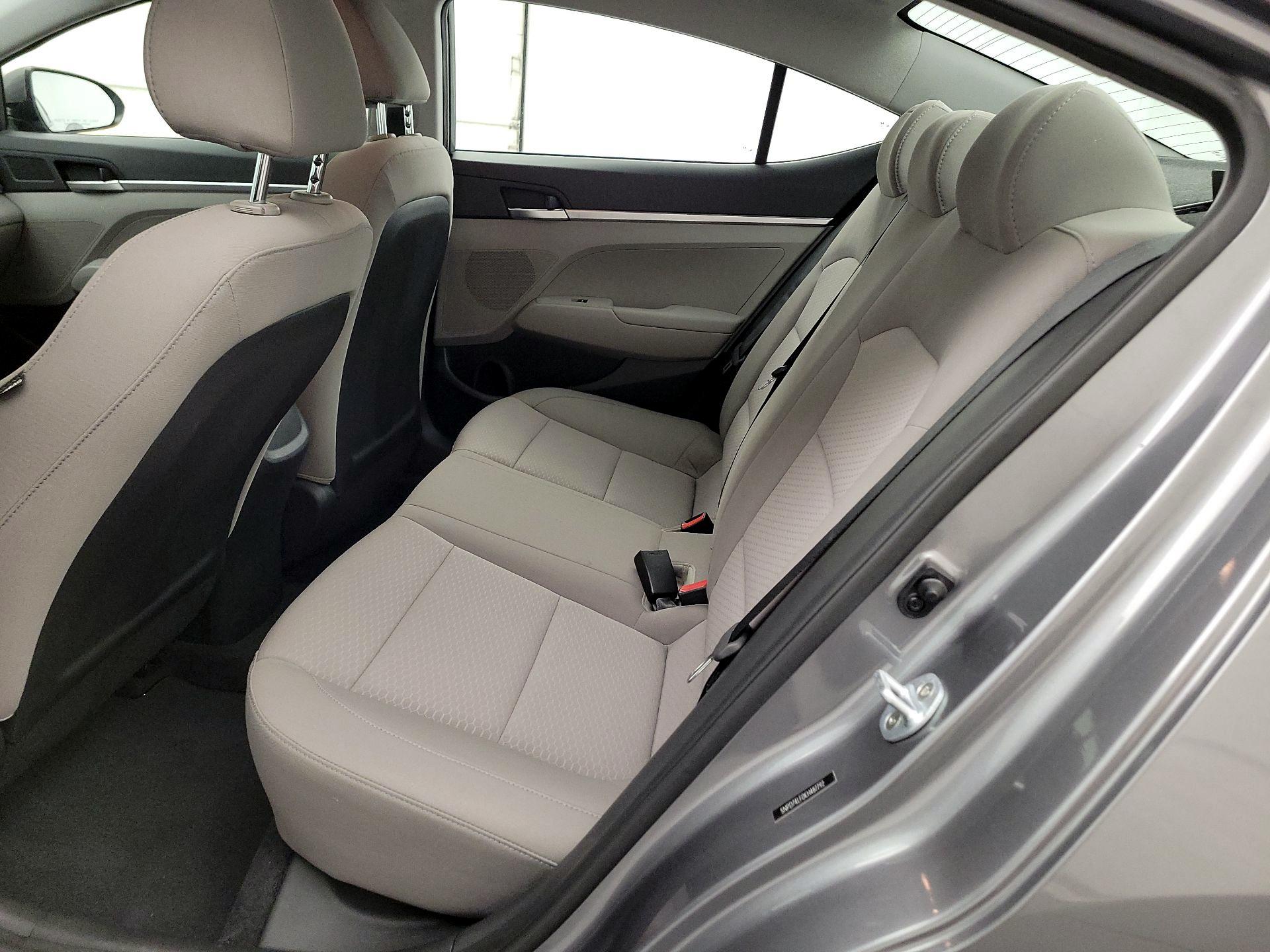 Thumbnail: 2019 Hyundai Elantra - 19