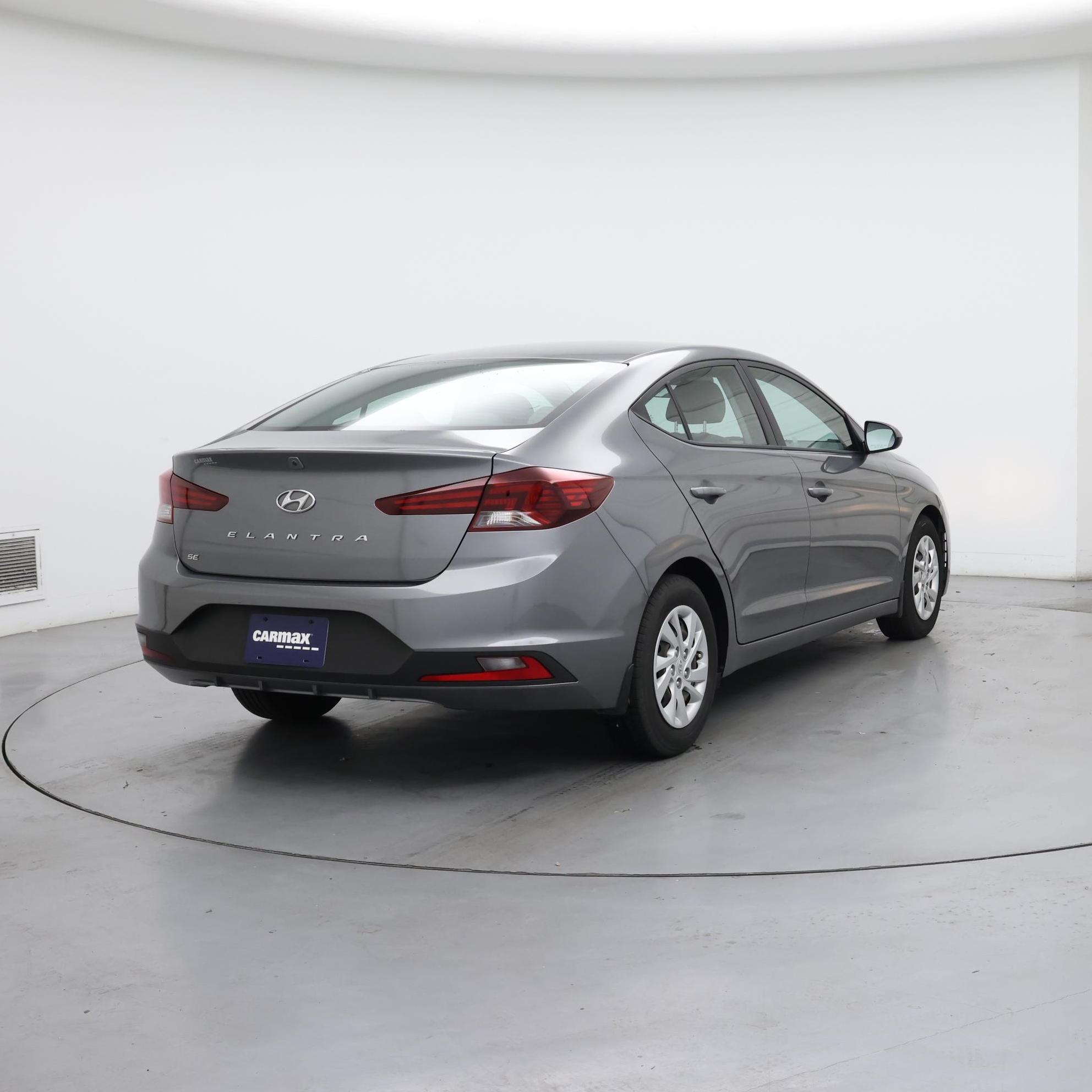 Thumbnail: 2019 Hyundai Elantra - 8