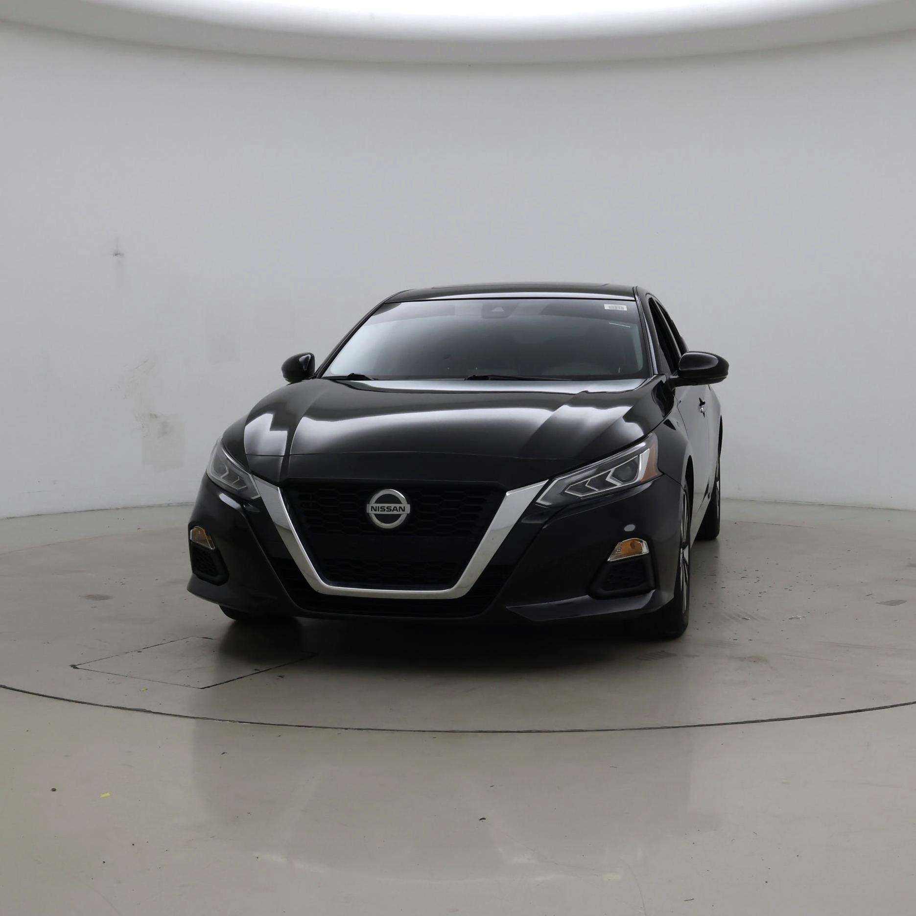 Thumbnail: 2022 Nissan Altima - 5