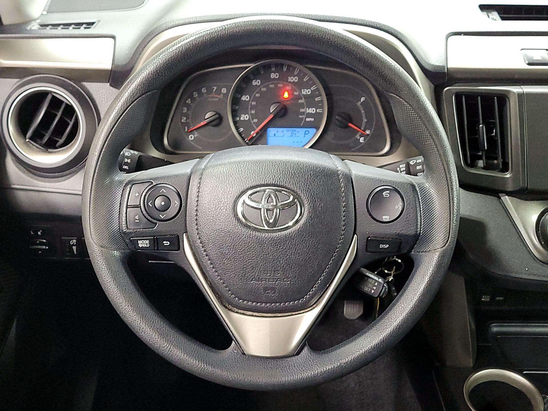 Thumbnail: 2014 Toyota RAV4 - 10