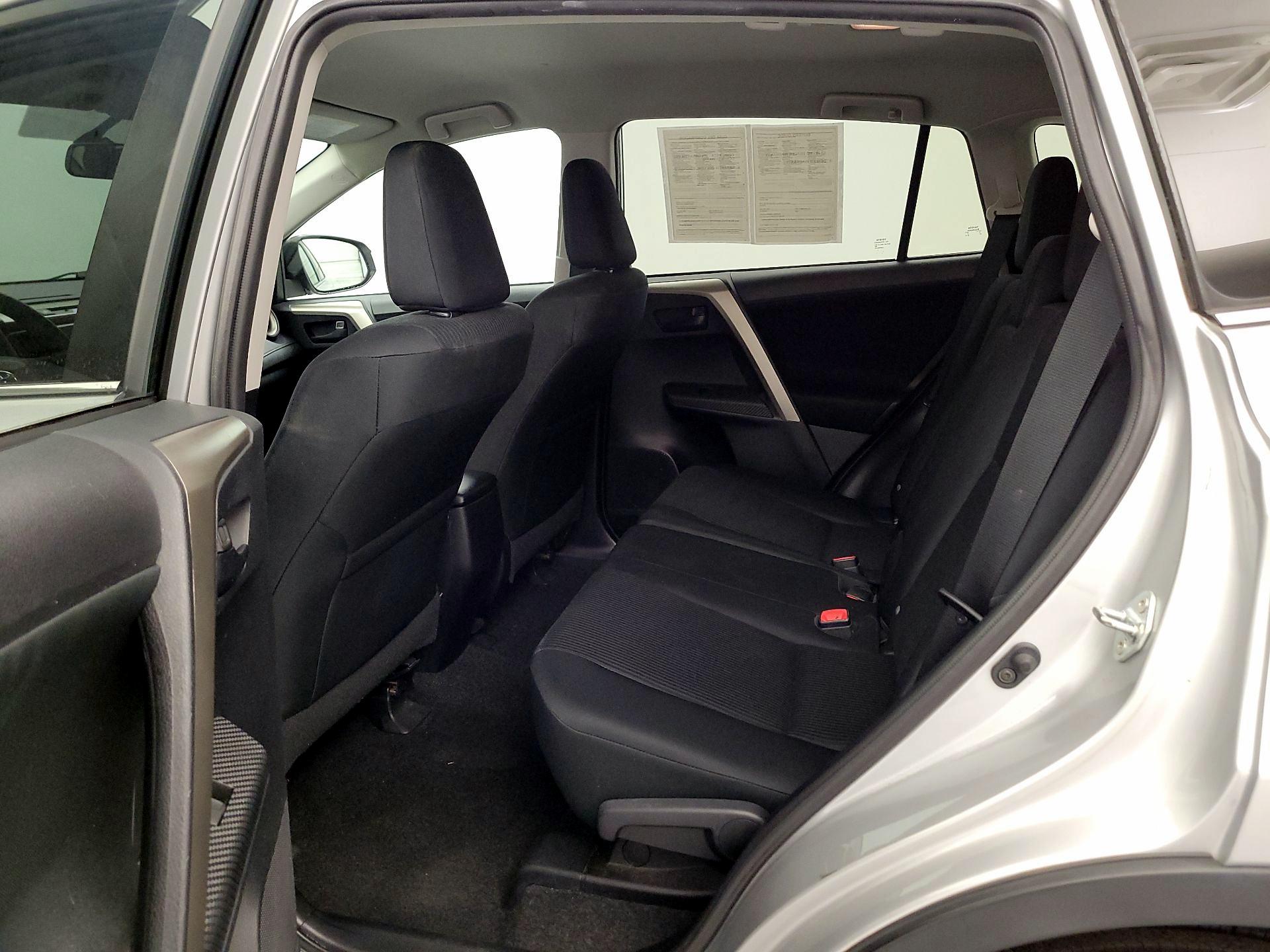 Thumbnail: 2014 Toyota RAV4 - 18