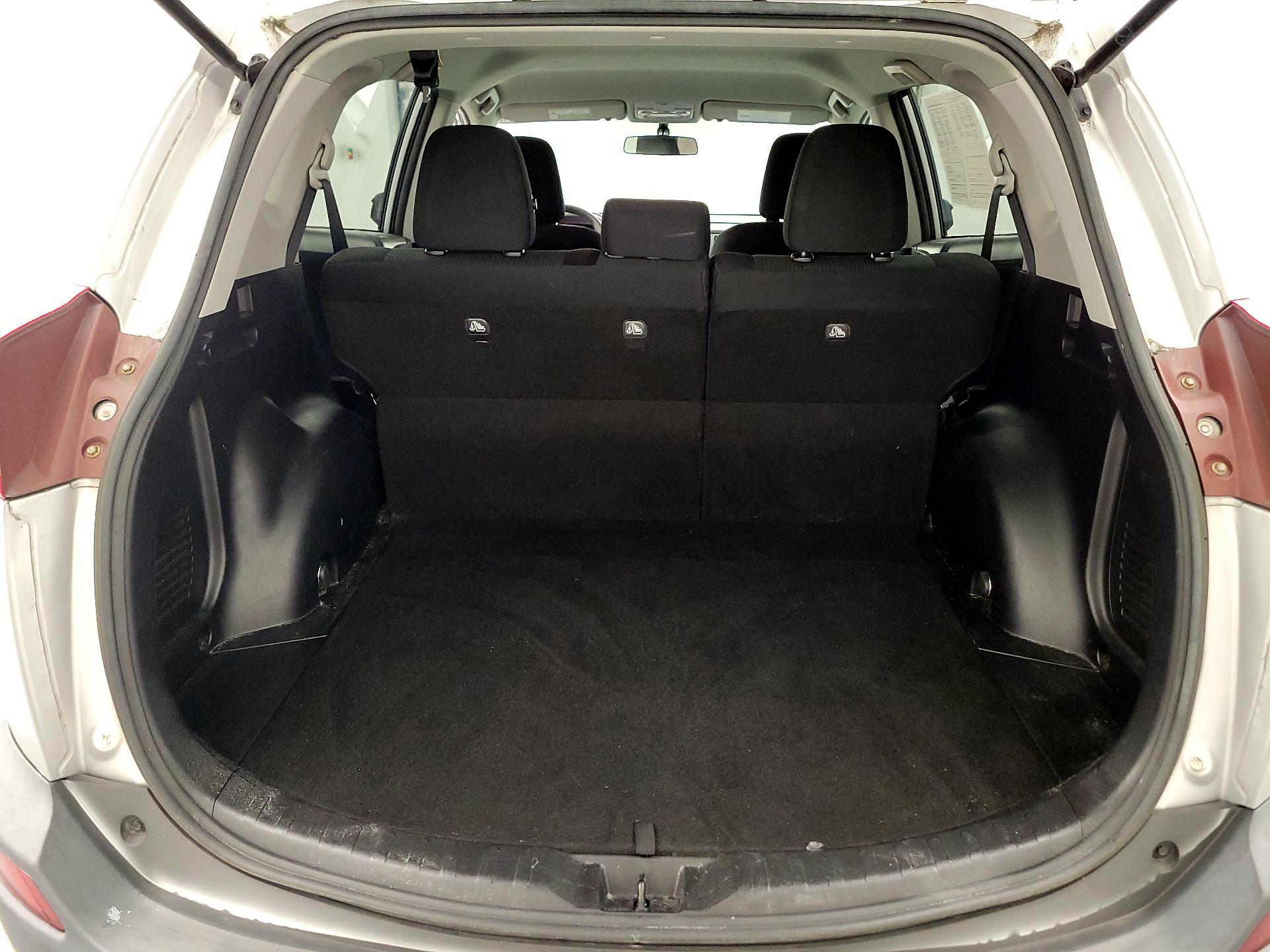 Thumbnail: 2014 Toyota RAV4 - 19