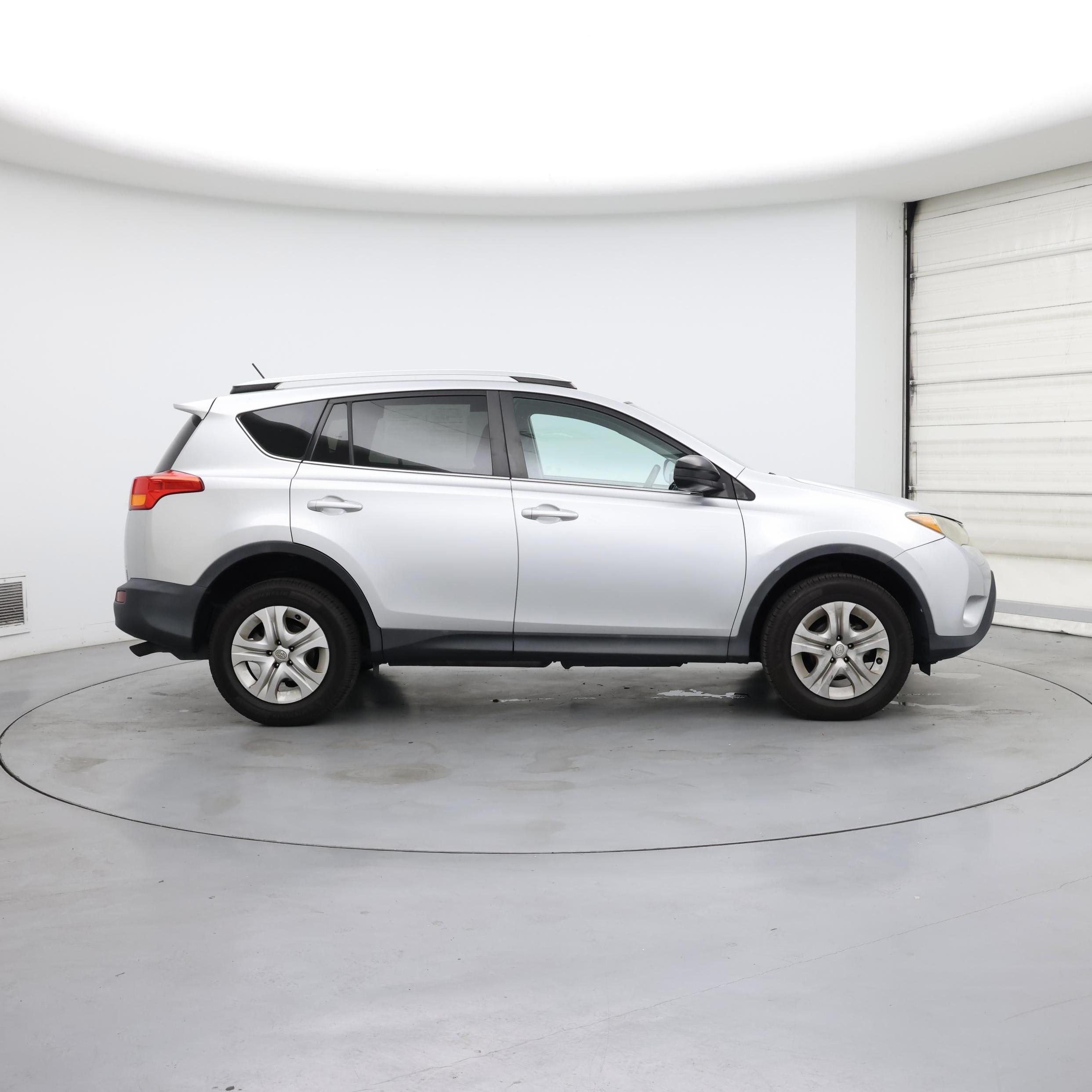 Thumbnail: 2014 Toyota RAV4 - 7