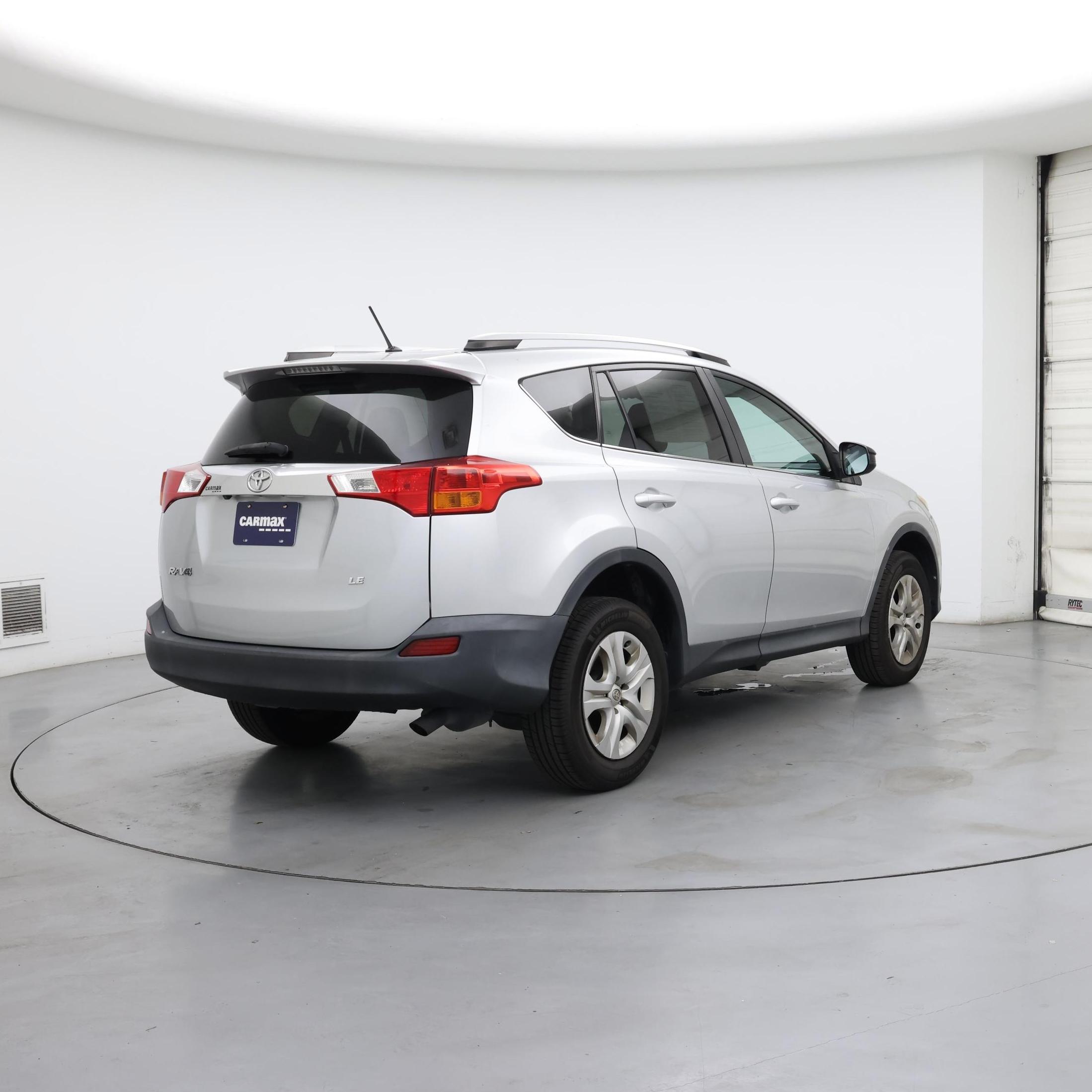 Thumbnail: 2014 Toyota RAV4 - 8