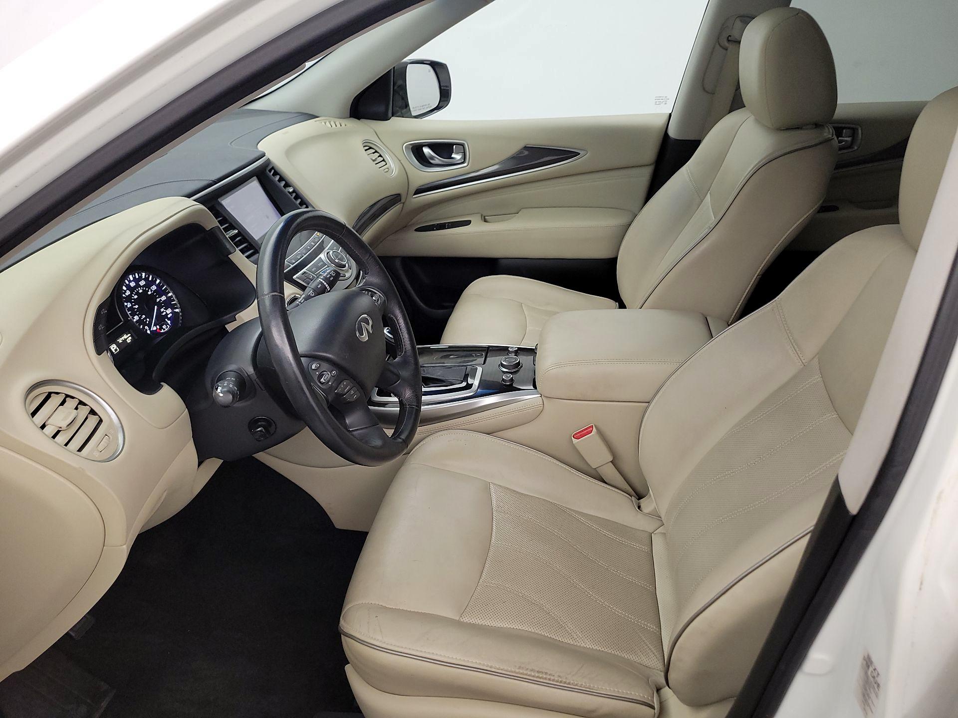 Thumbnail: 2016 INFINITI QX60 - 11