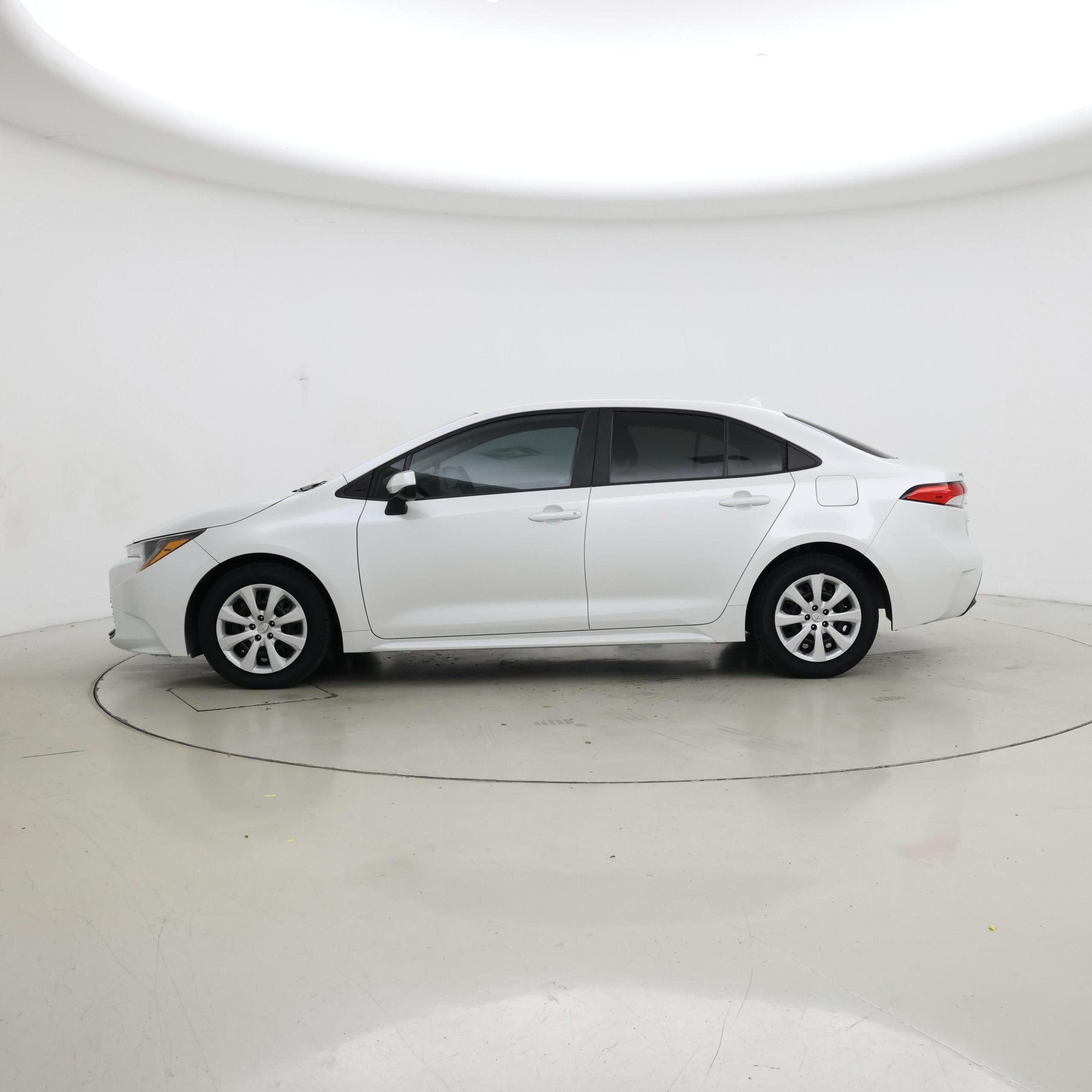 Thumbnail: 2023 Toyota Corolla - 3