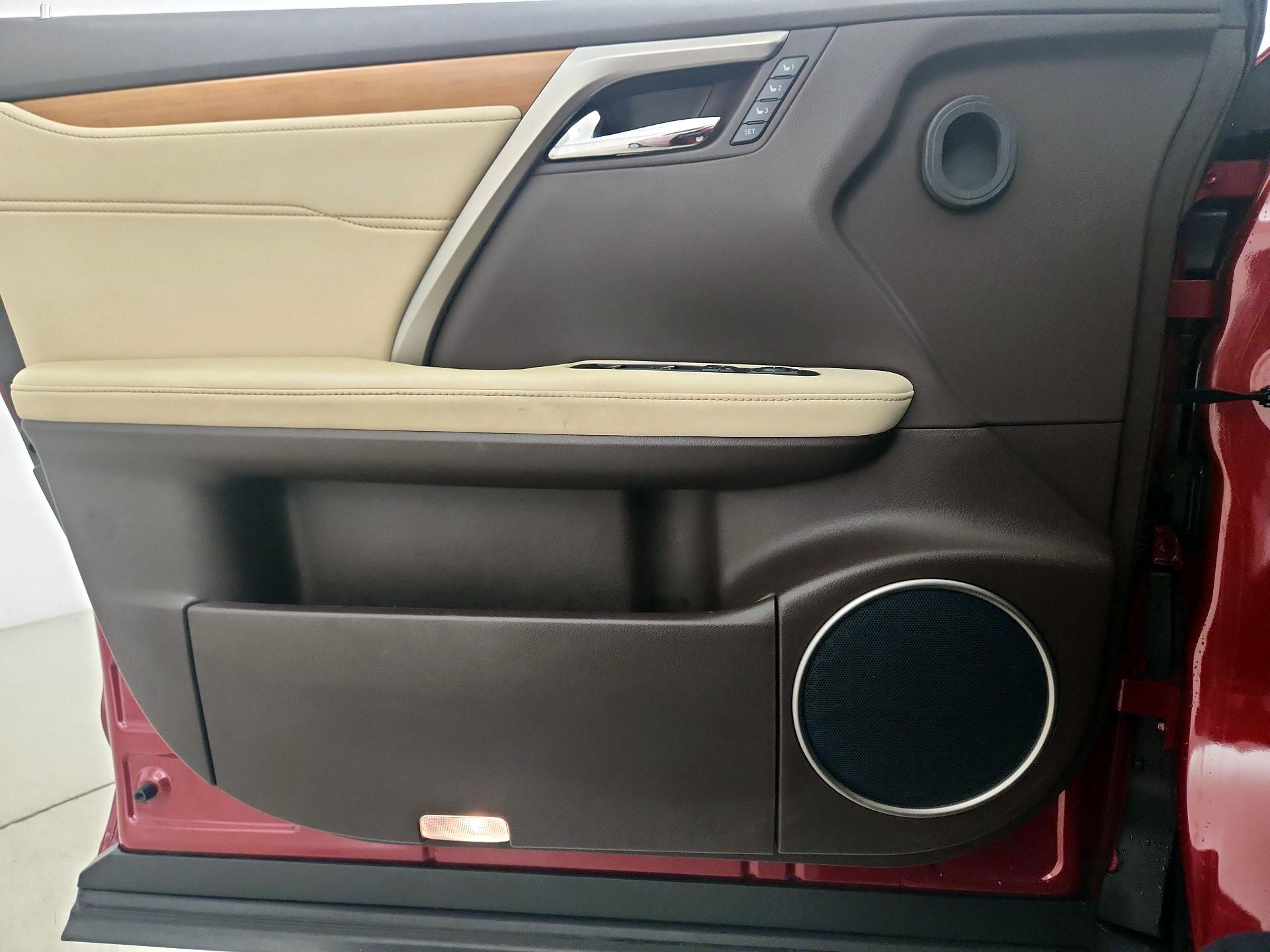 Thumbnail: 2016 Lexus RX - 12