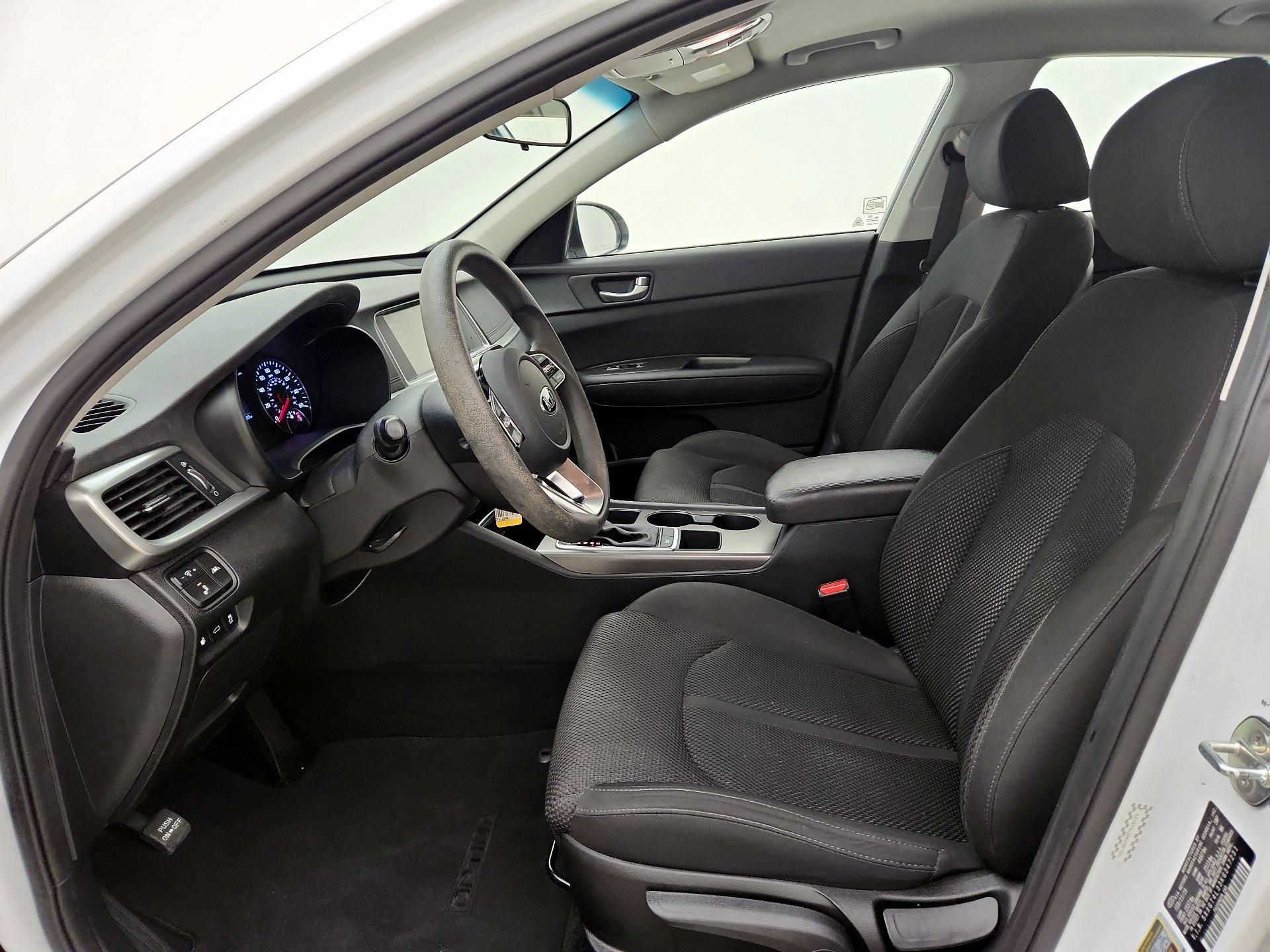 Thumbnail: 2019 Kia Optima - 11