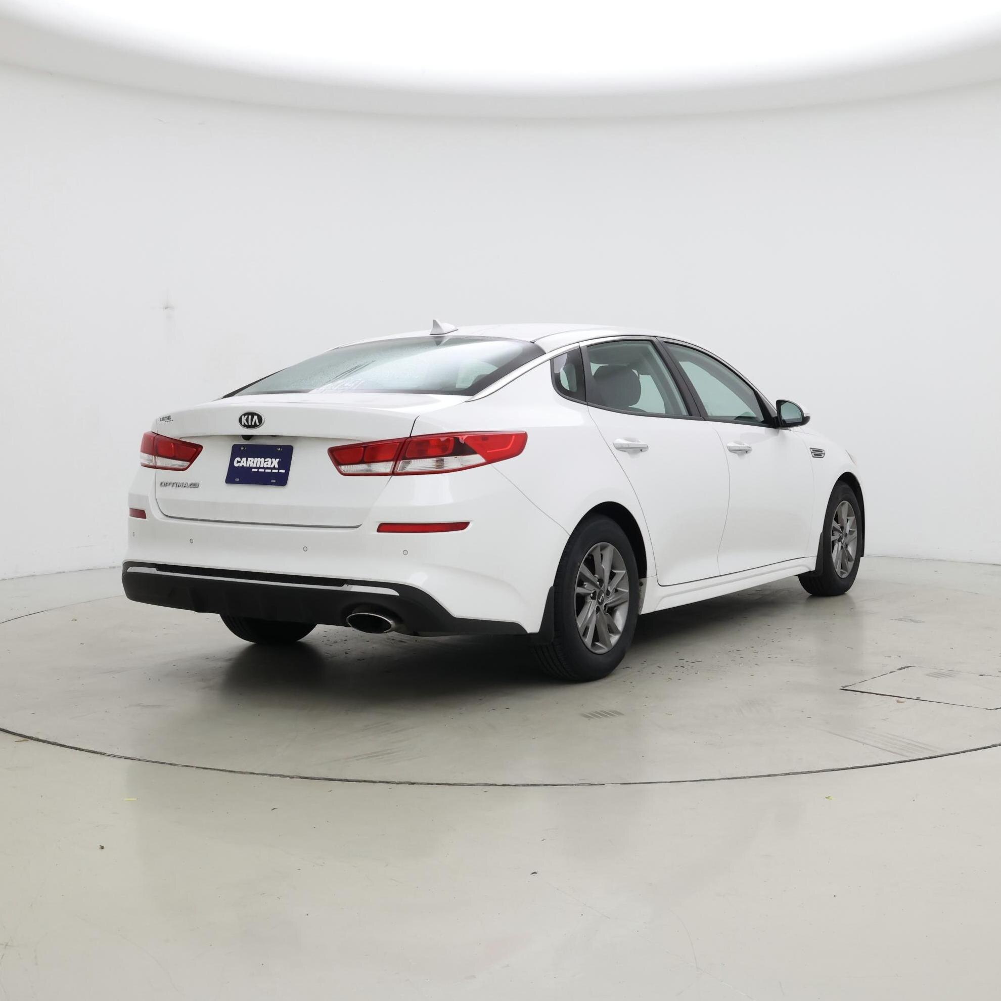 Thumbnail: 2019 Kia Optima - 8
