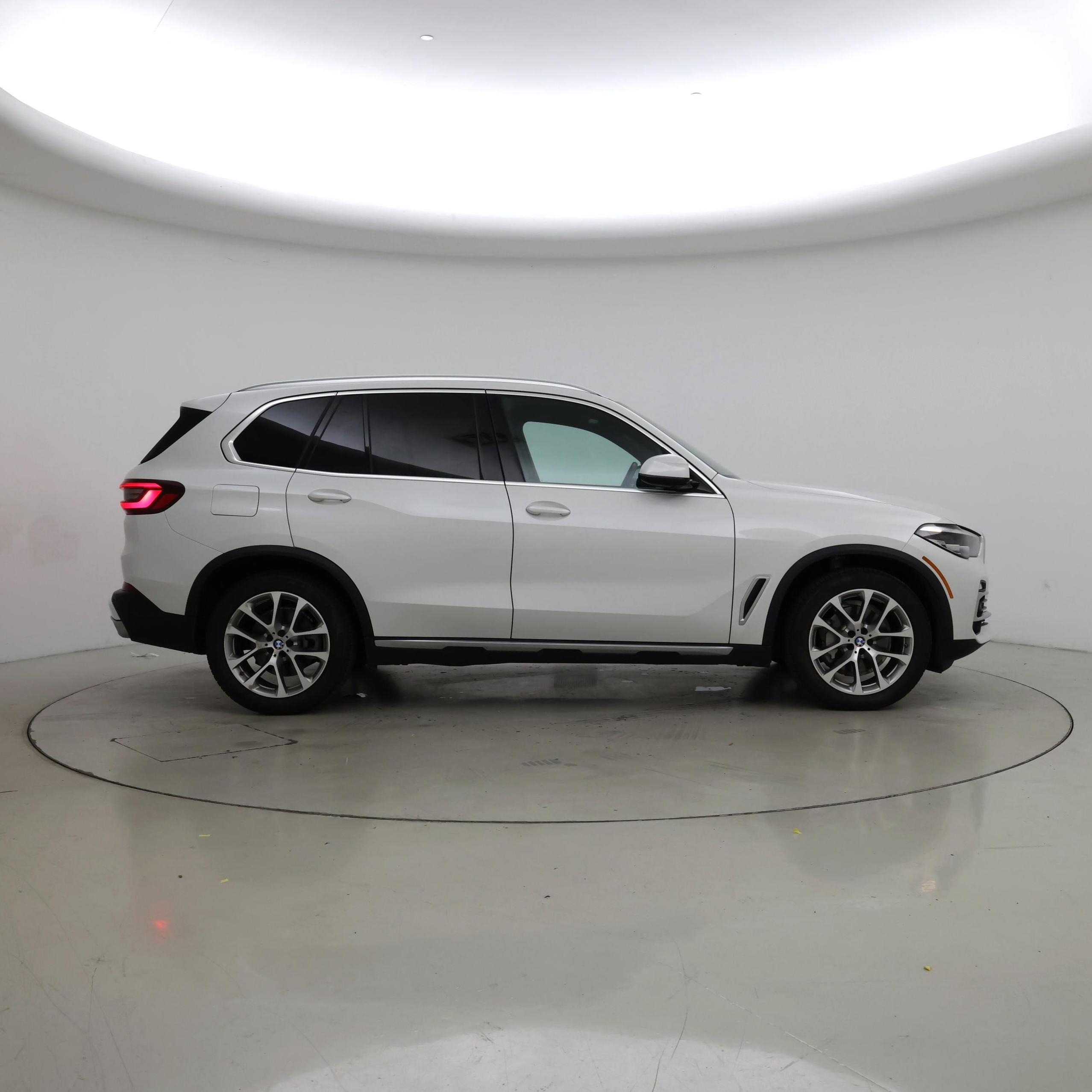Thumbnail: 2020 BMW X5 - 7