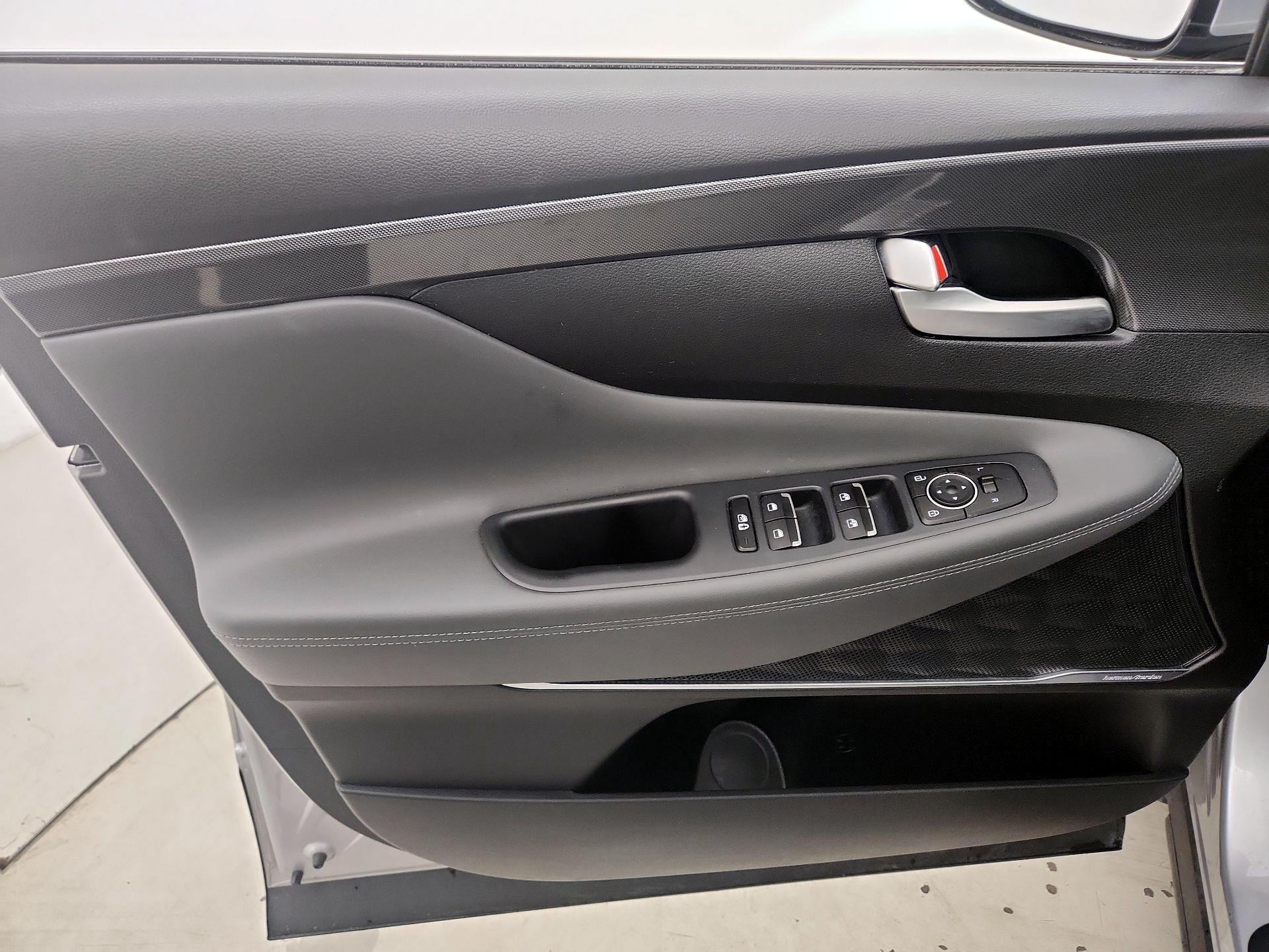 Thumbnail: 2023 Hyundai Santa Fe - 12